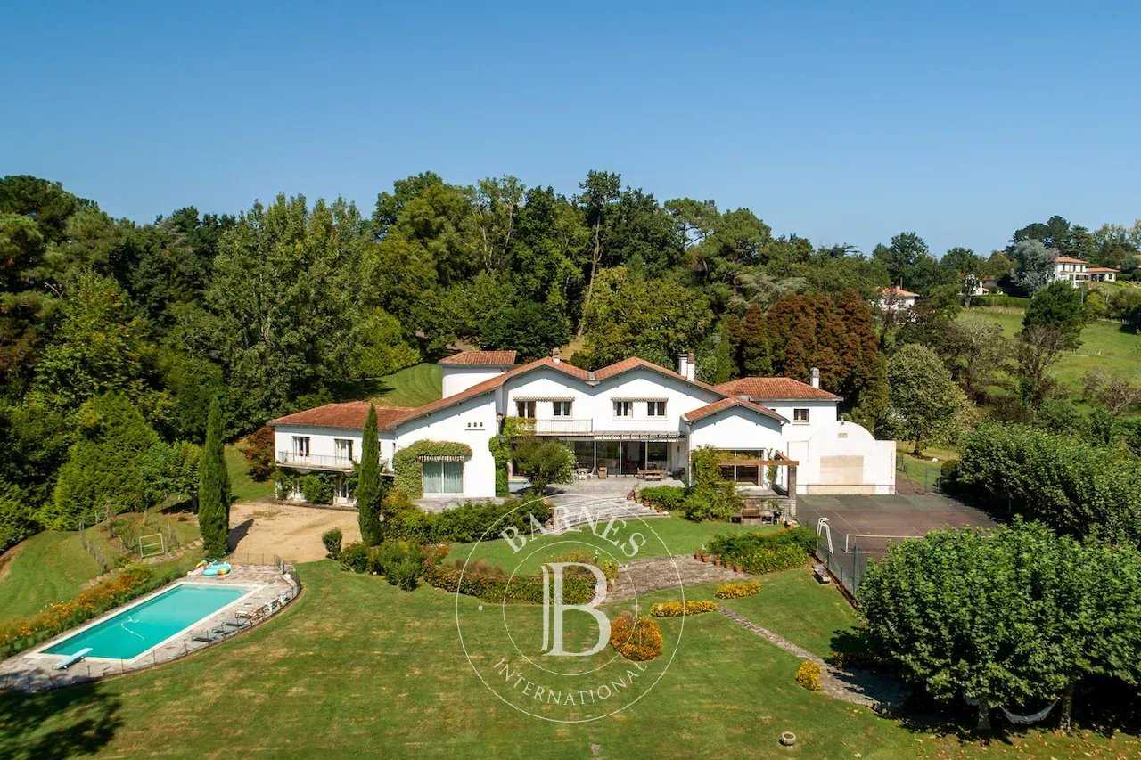 Saint-Jean-de-Luz  - House 14 Bedrooms