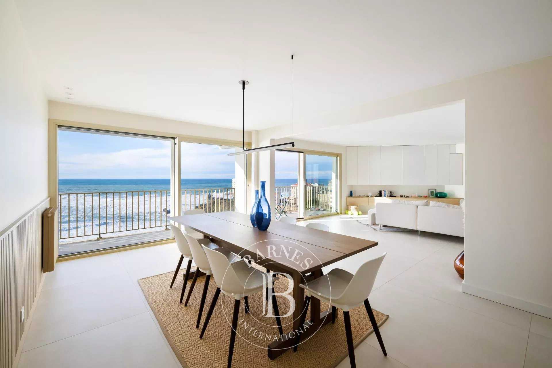 Biarritz  - Appartement 4 Pi&egrave;ces 3 Chambres