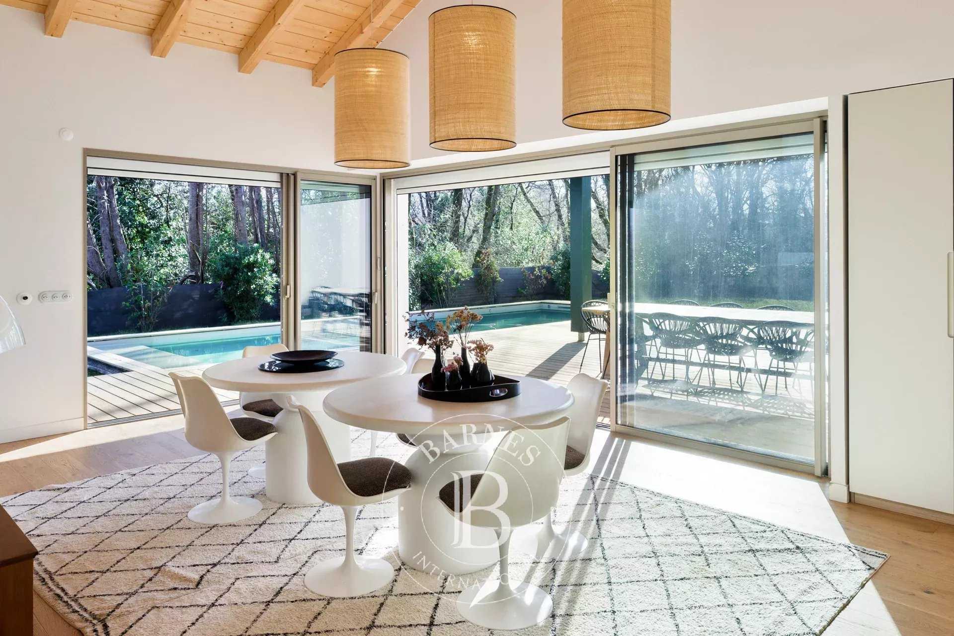 Bassussarry  - Maison 6 Pi&egrave;ces 5 Chambres