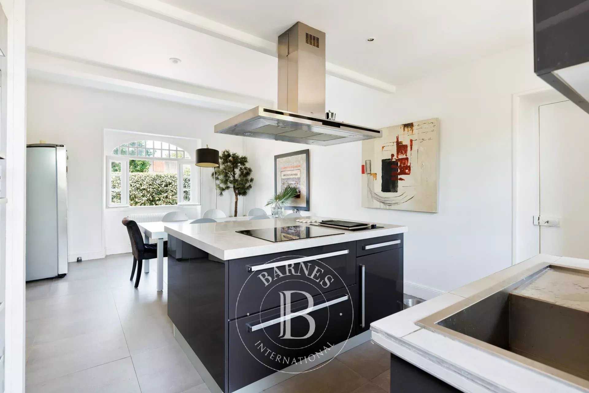 Biarritz  - Maison 6 Pi&egrave;ces 4 Chambres