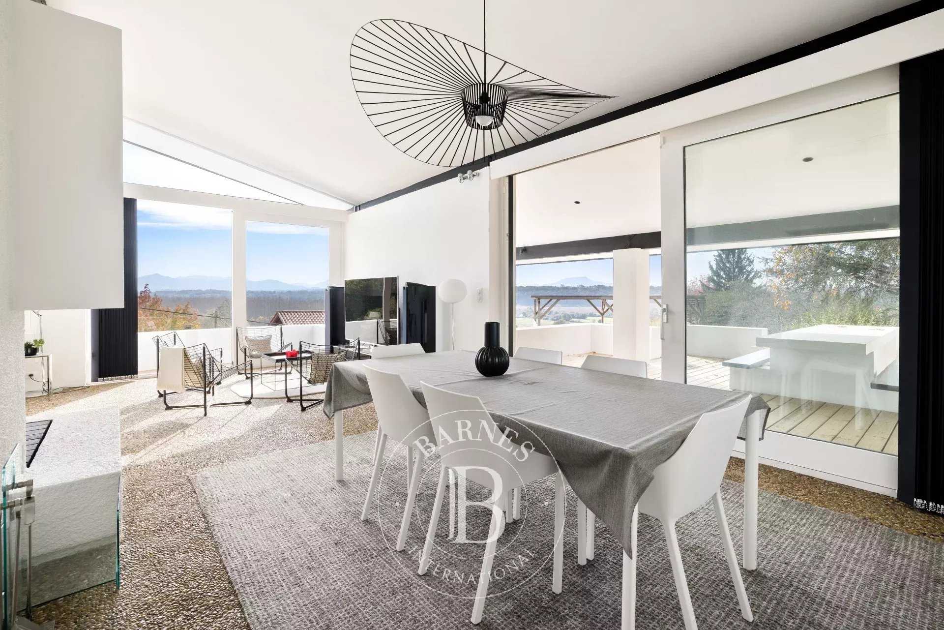 Villefranque  - Maison 5 Pi&egrave;ces 4 Chambres