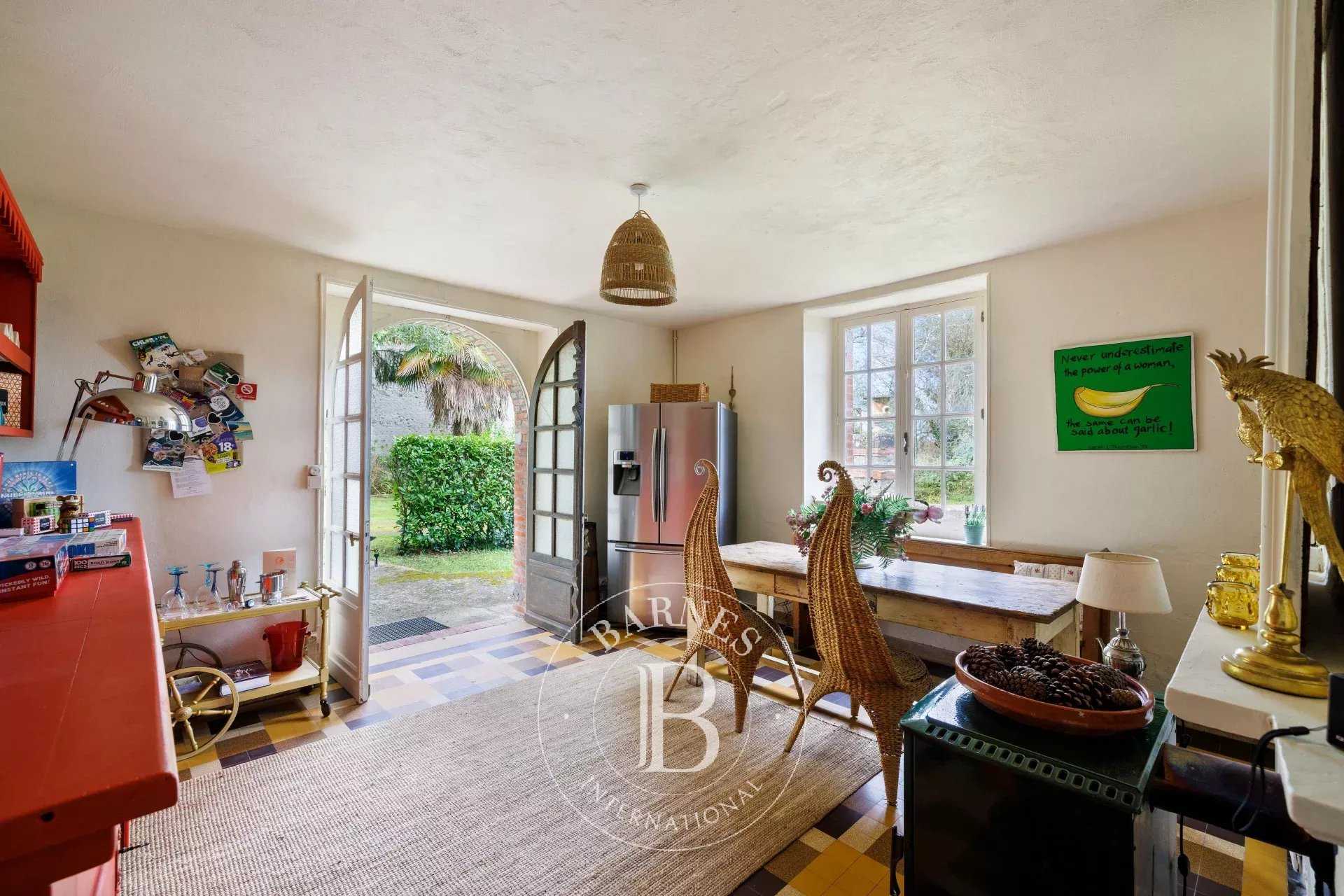 Orthez  - Maison 6 Pi&egrave;ces 3 Chambres