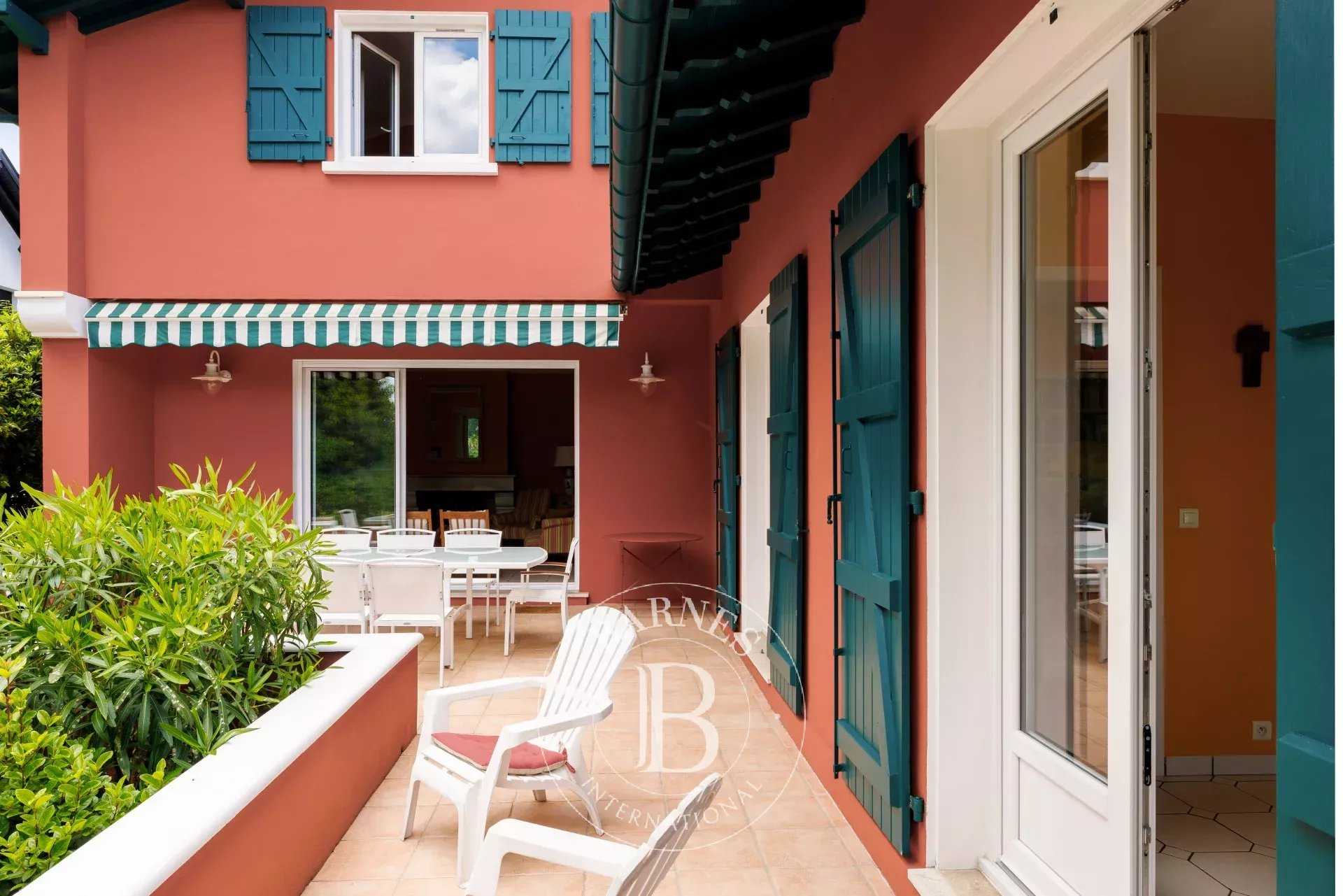 Biarritz  - Maison 7 Pièces 5 Chambres