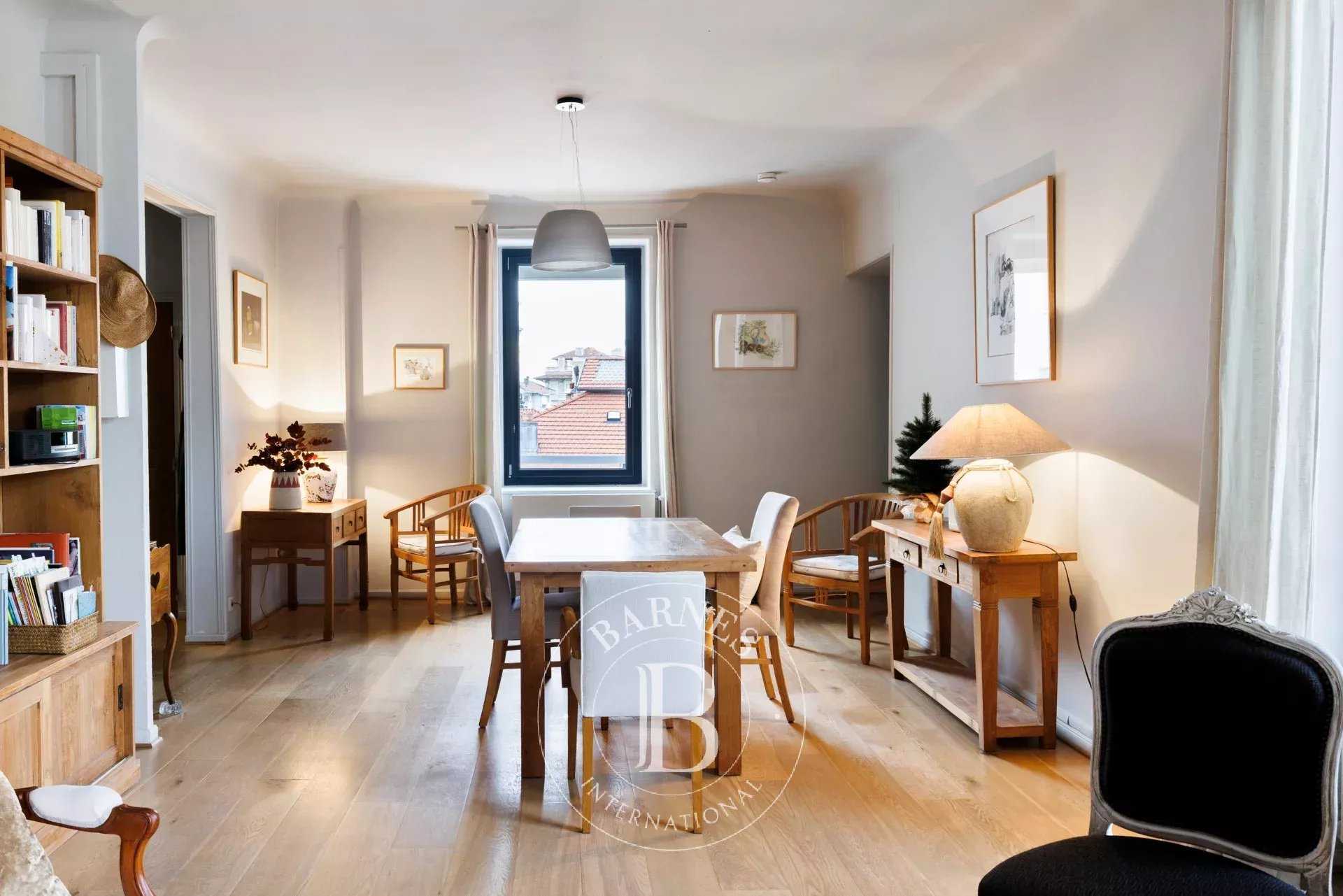 Biarritz  - Piso 3 Cuartos 2 Habitaciones