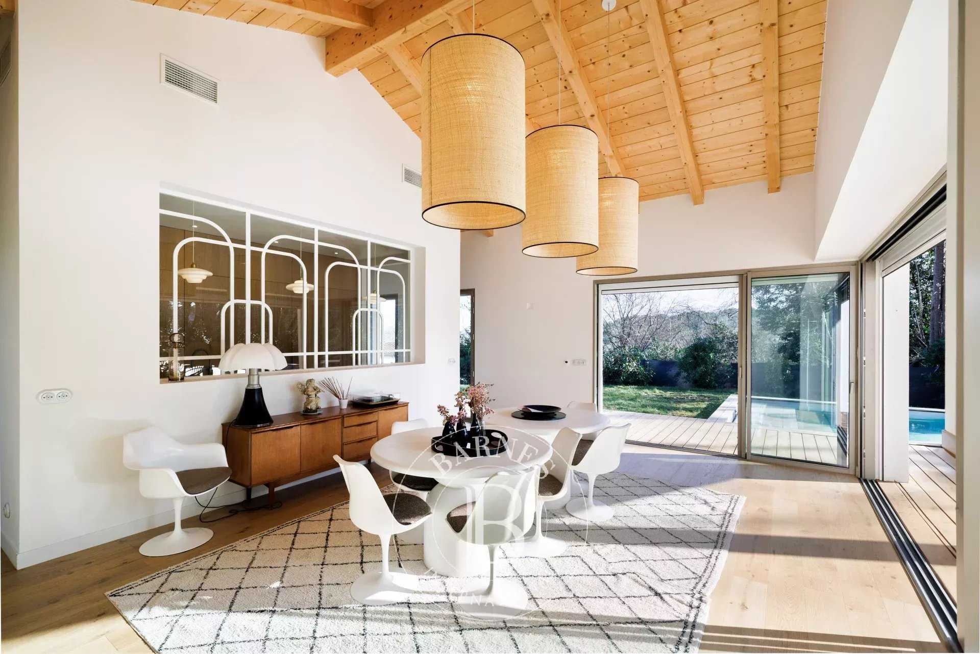 Bassussarry  - Maison 6 Pi&egrave;ces 5 Chambres