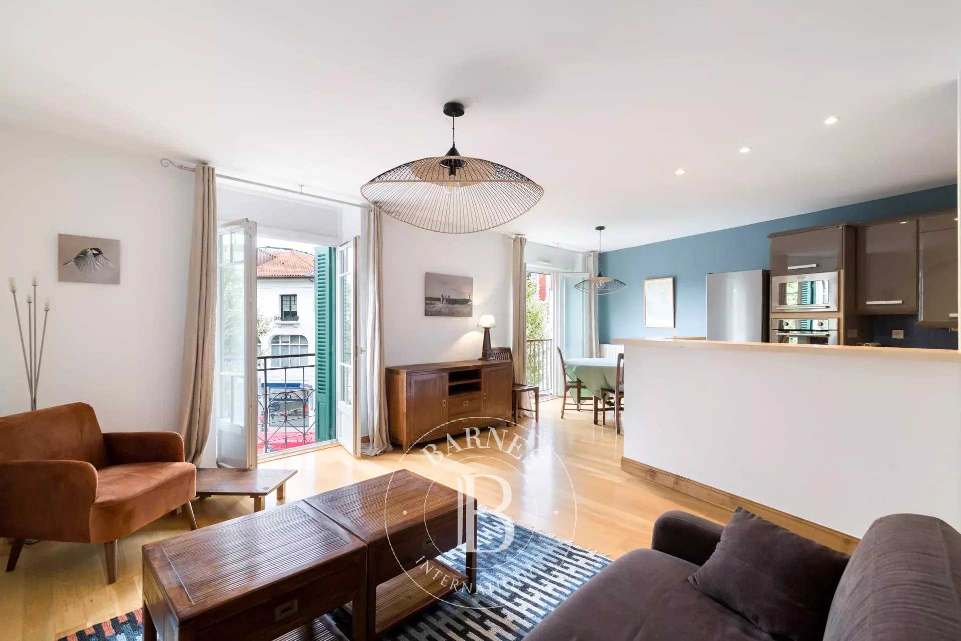 Appartement Saint-Jean-de-Luz  -  ref 83030283 (picture 2)