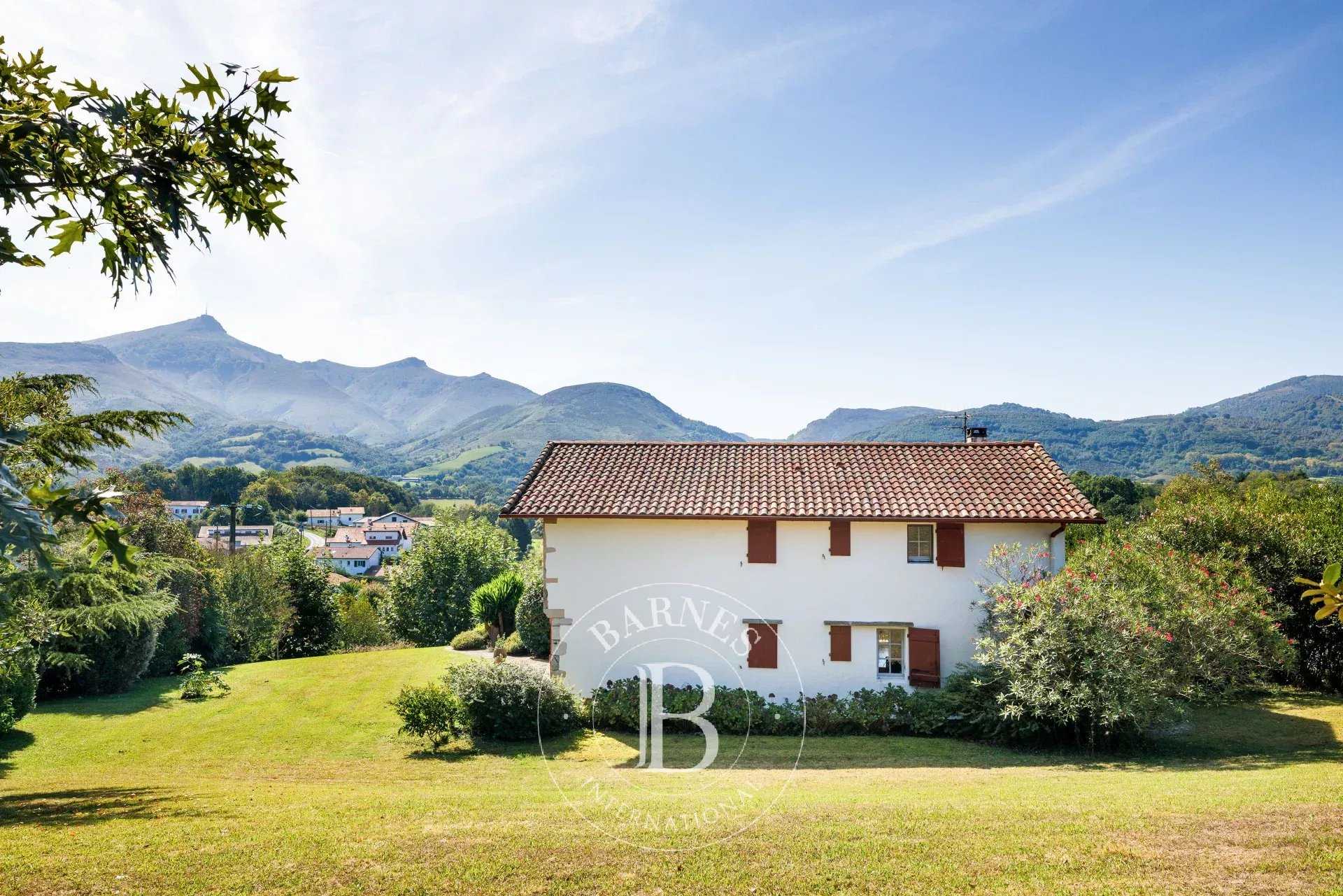 Casa Urrugne  -  ref 86155400 (picture 2)