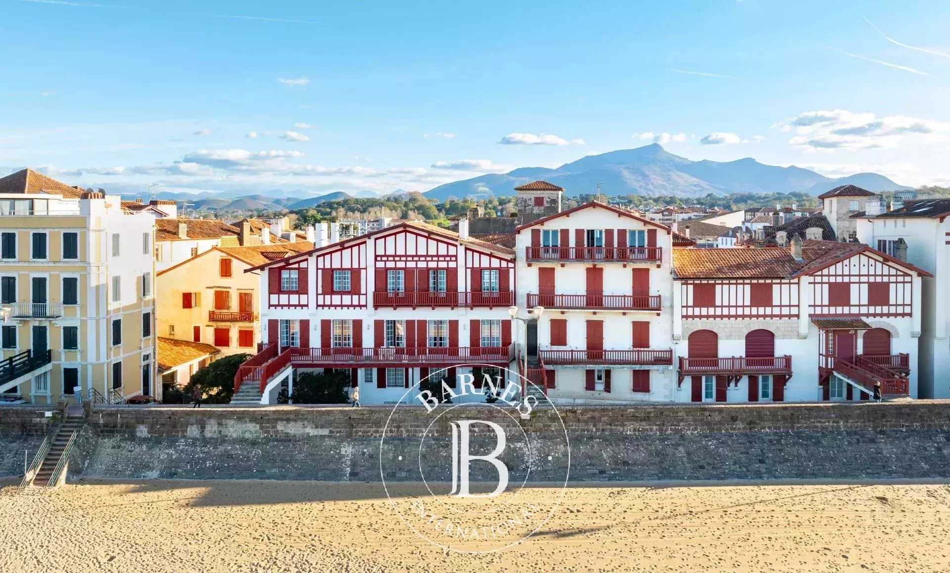 House Saint-Jean-de-Luz  -  ref 84079676 (picture 1)