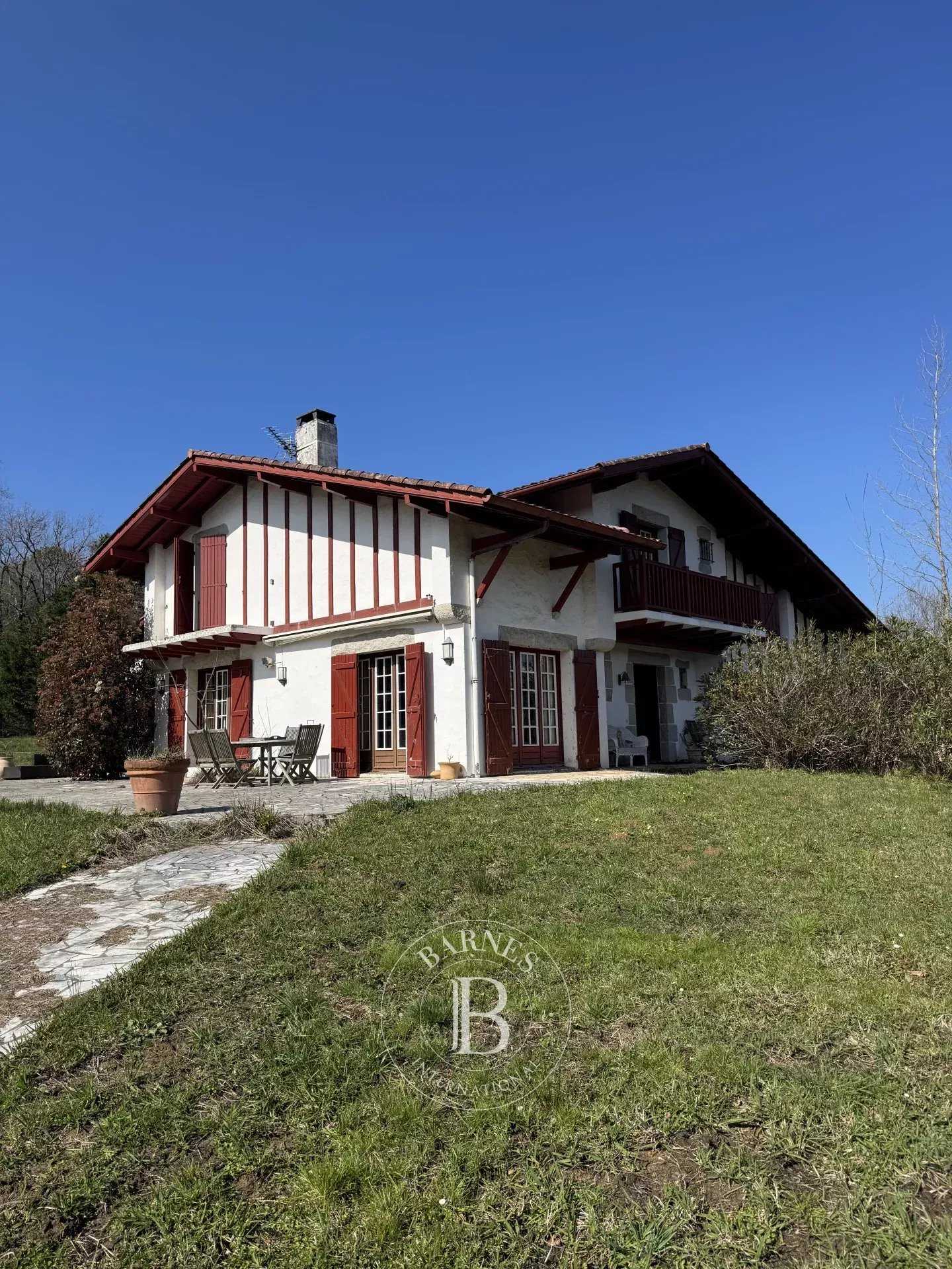 Maison Ascain  -  ref 2704097 (picture 2)