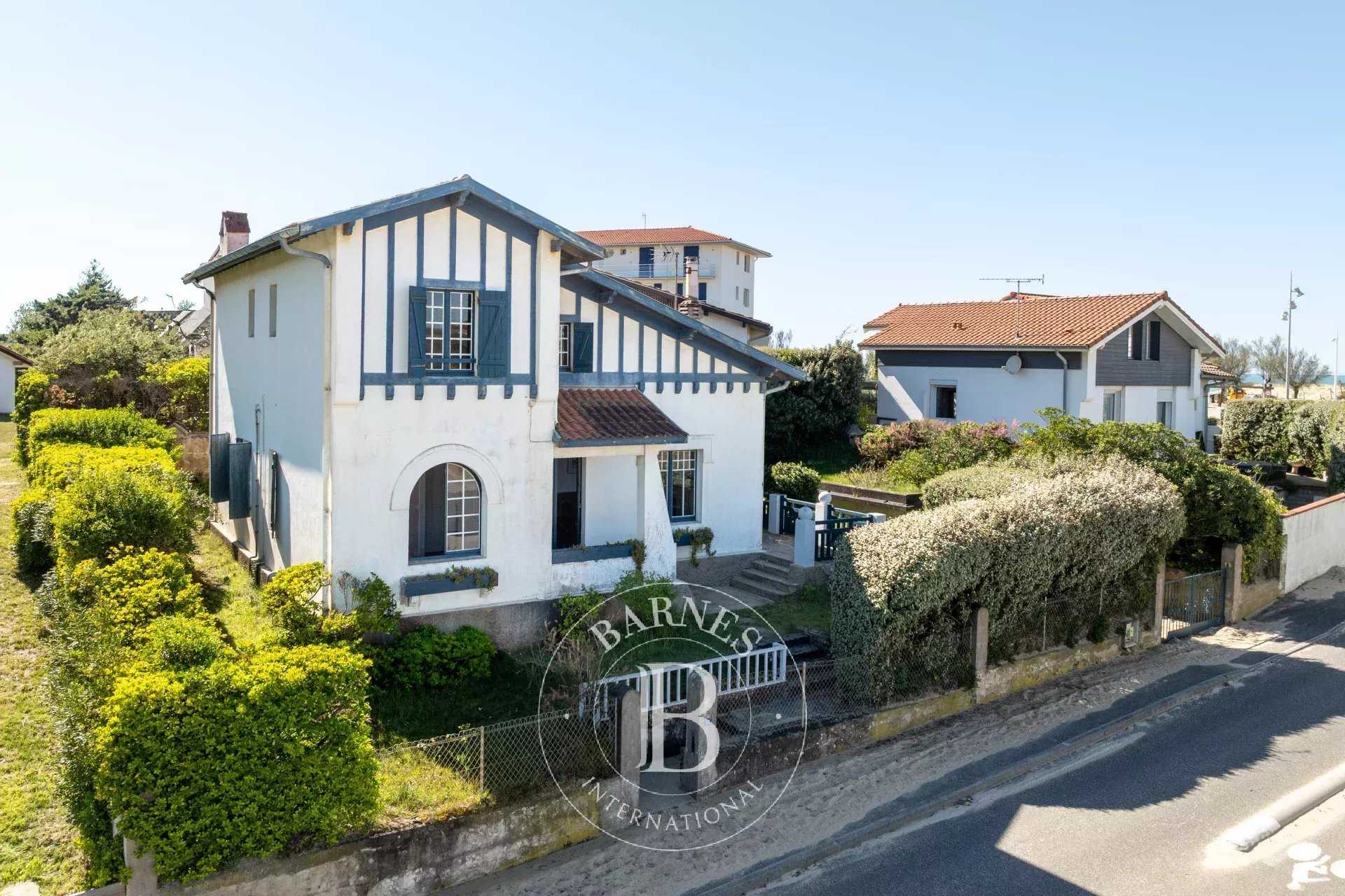 Maison Hossegor  -  ref 85666352 (picture 1)