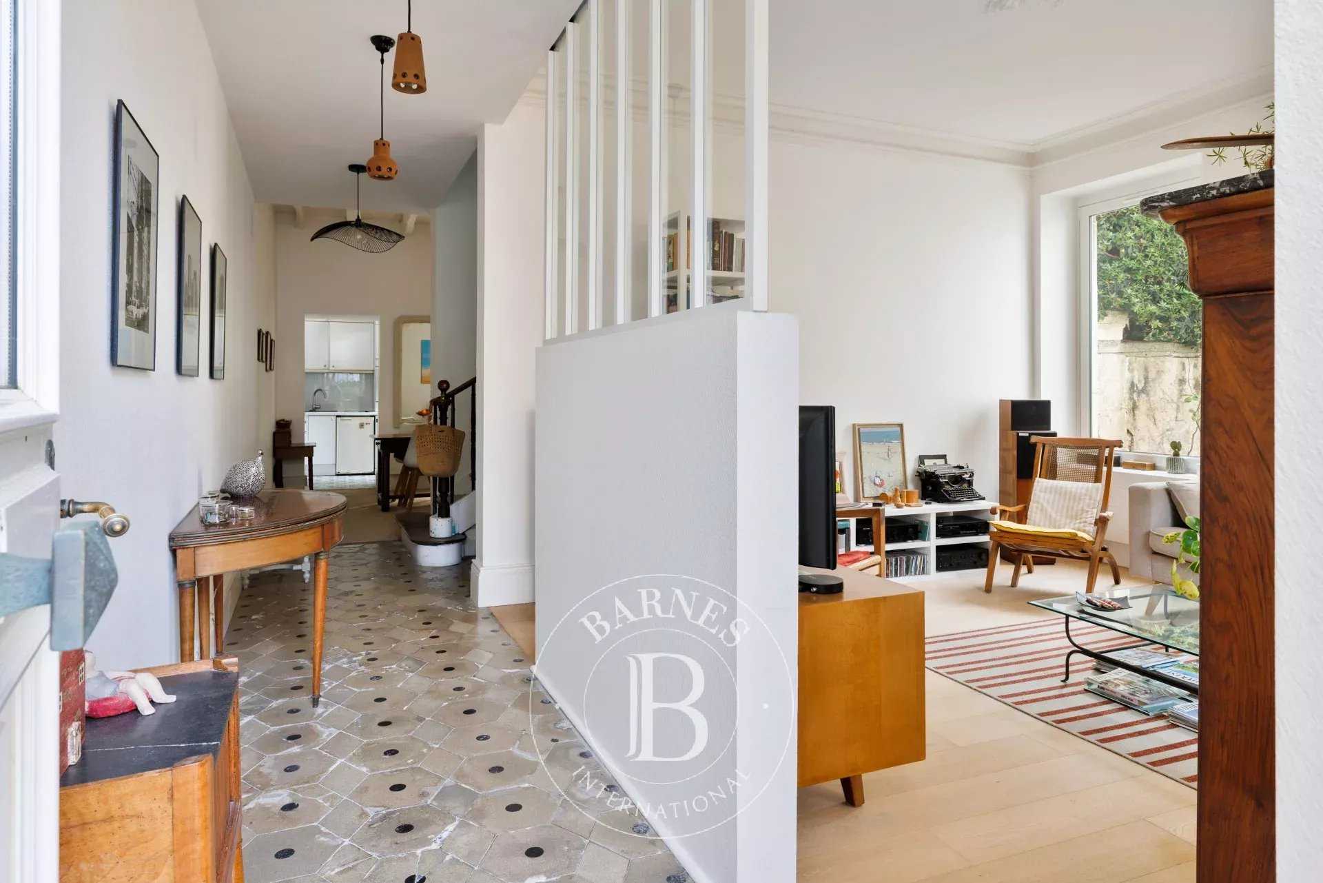 House Biarritz  -  ref 86217375 (picture 2)