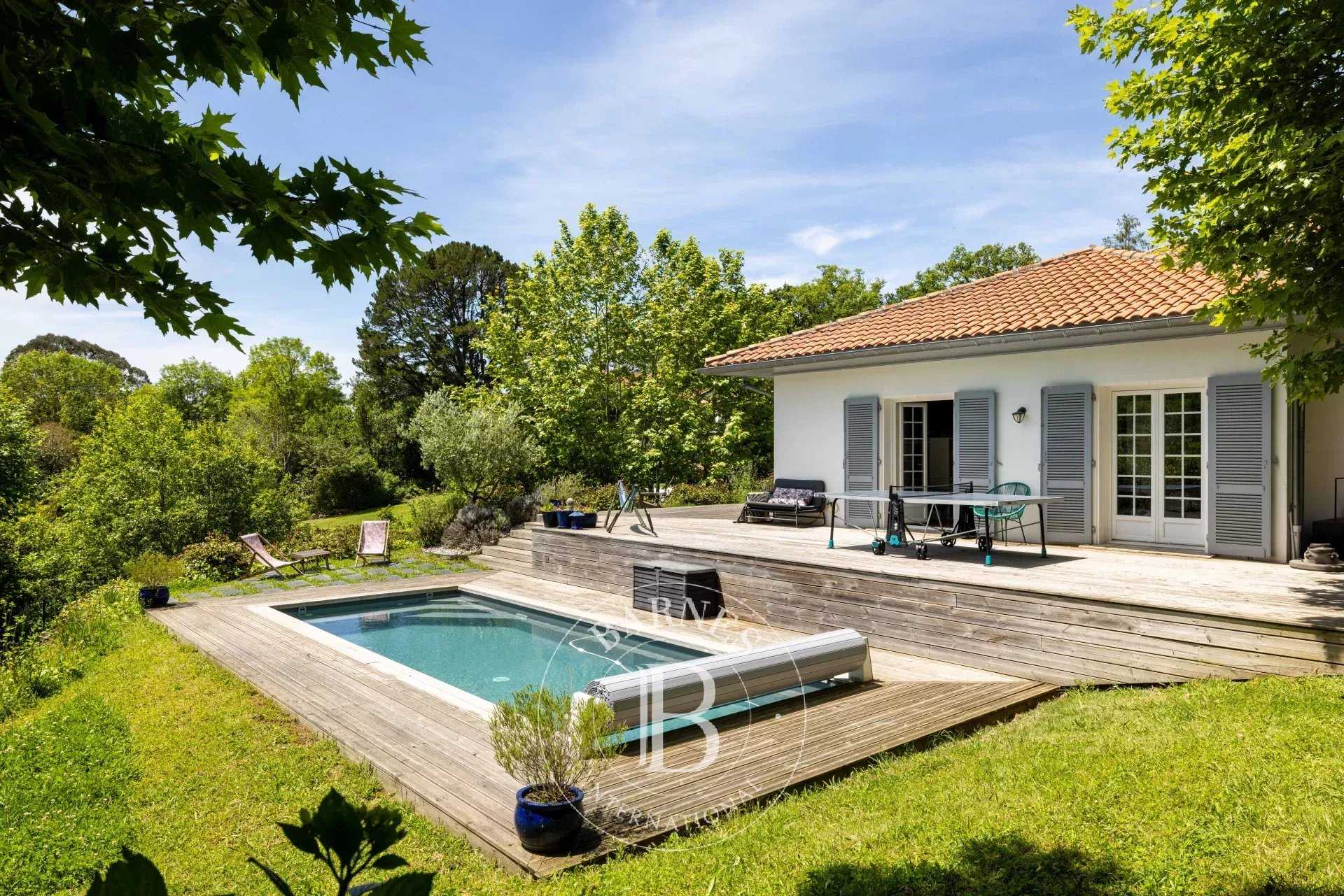 House Saint-Jean-de-Luz  -  ref 83995490 (picture 1)