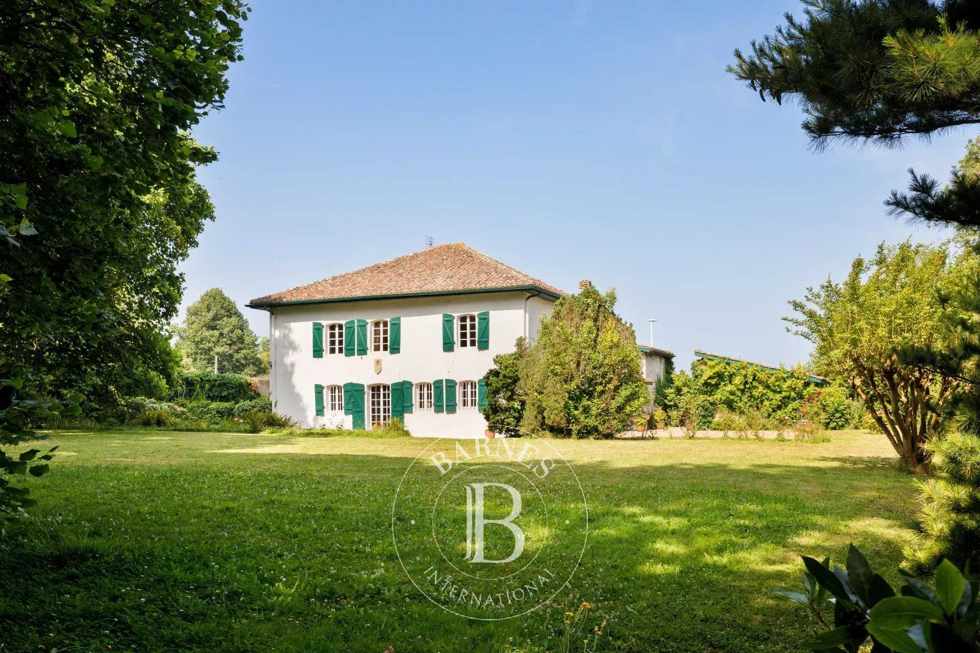 Casa Bayonne  -  ref 85945609 (picture 1)