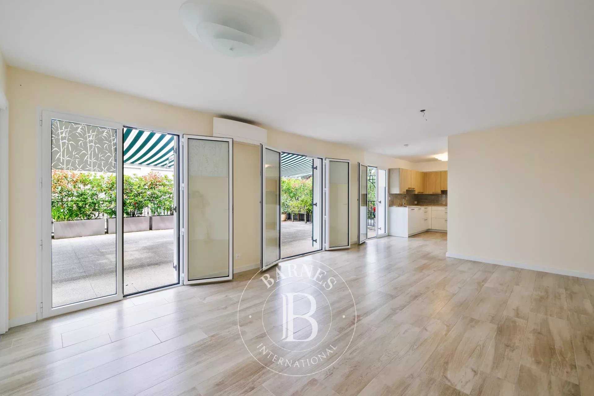 Appartement Saint-Jean-de-Luz  -  ref 85964440 (picture 3)