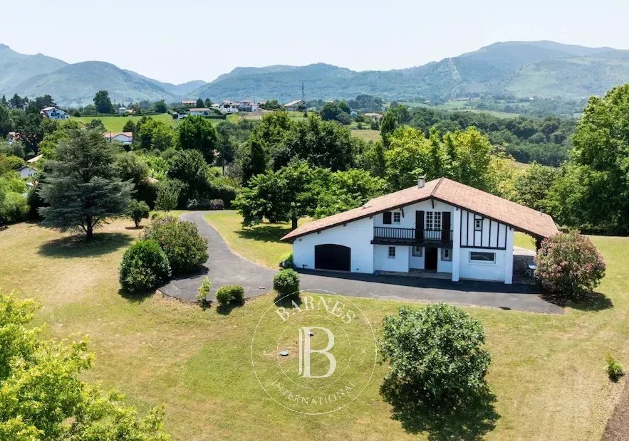 House Urrugne  -  ref 85592906 (picture 1)