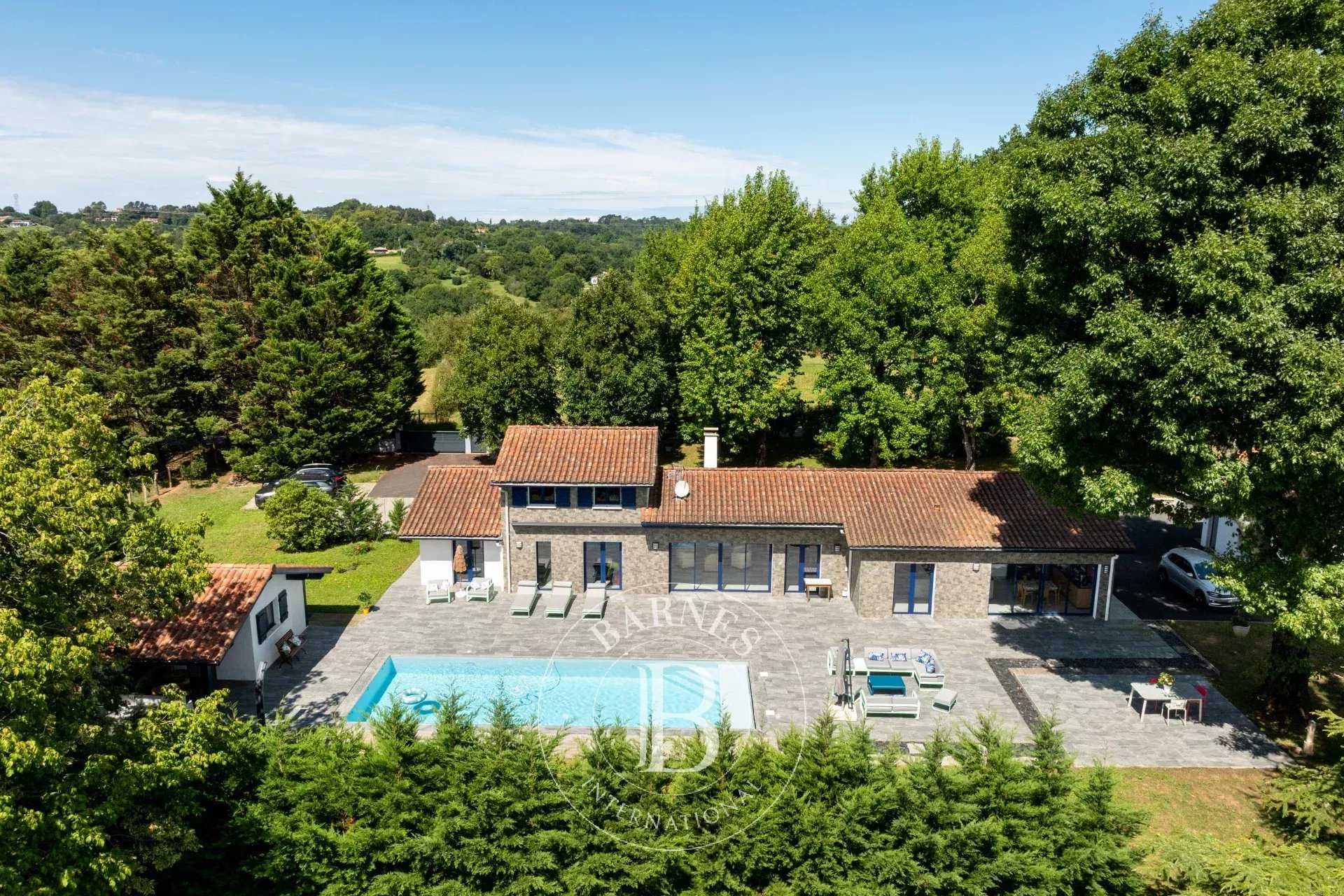 Maison Ascain  -  ref 86153299 (picture 3)