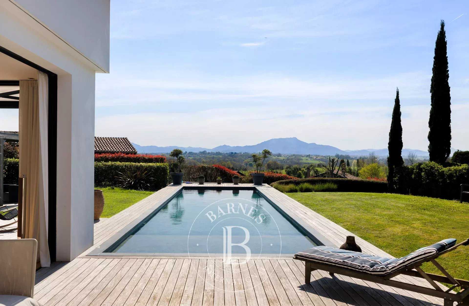 Maison Arcangues  -  ref 7204113 (picture 1)