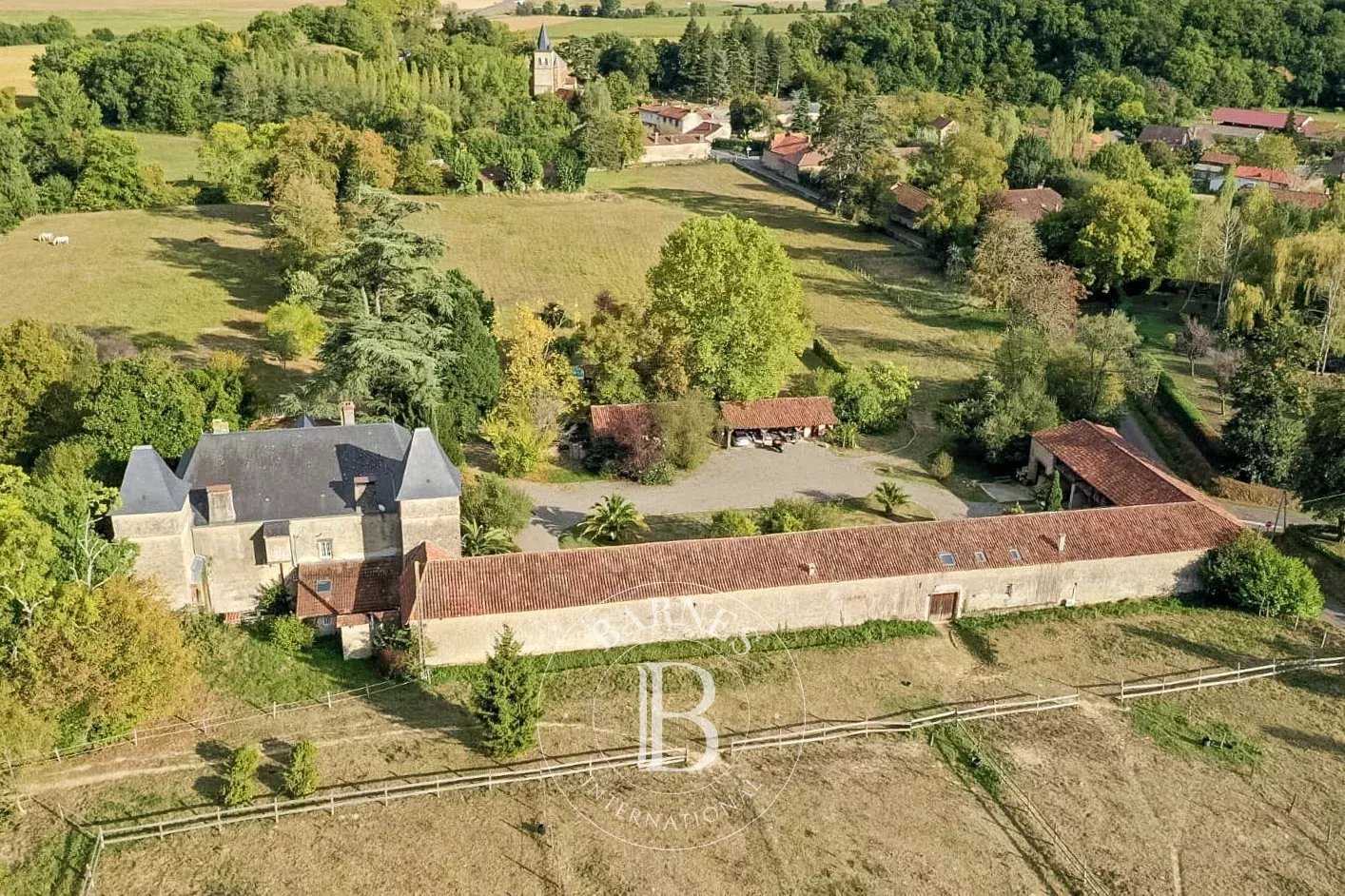 Castle Maubourguet  -  ref 86352312 (picture 3)
