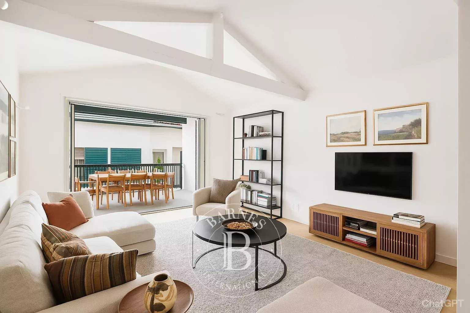 Casa adosada Saint-Jean-de-Luz  -  ref 85091660 (picture 1)