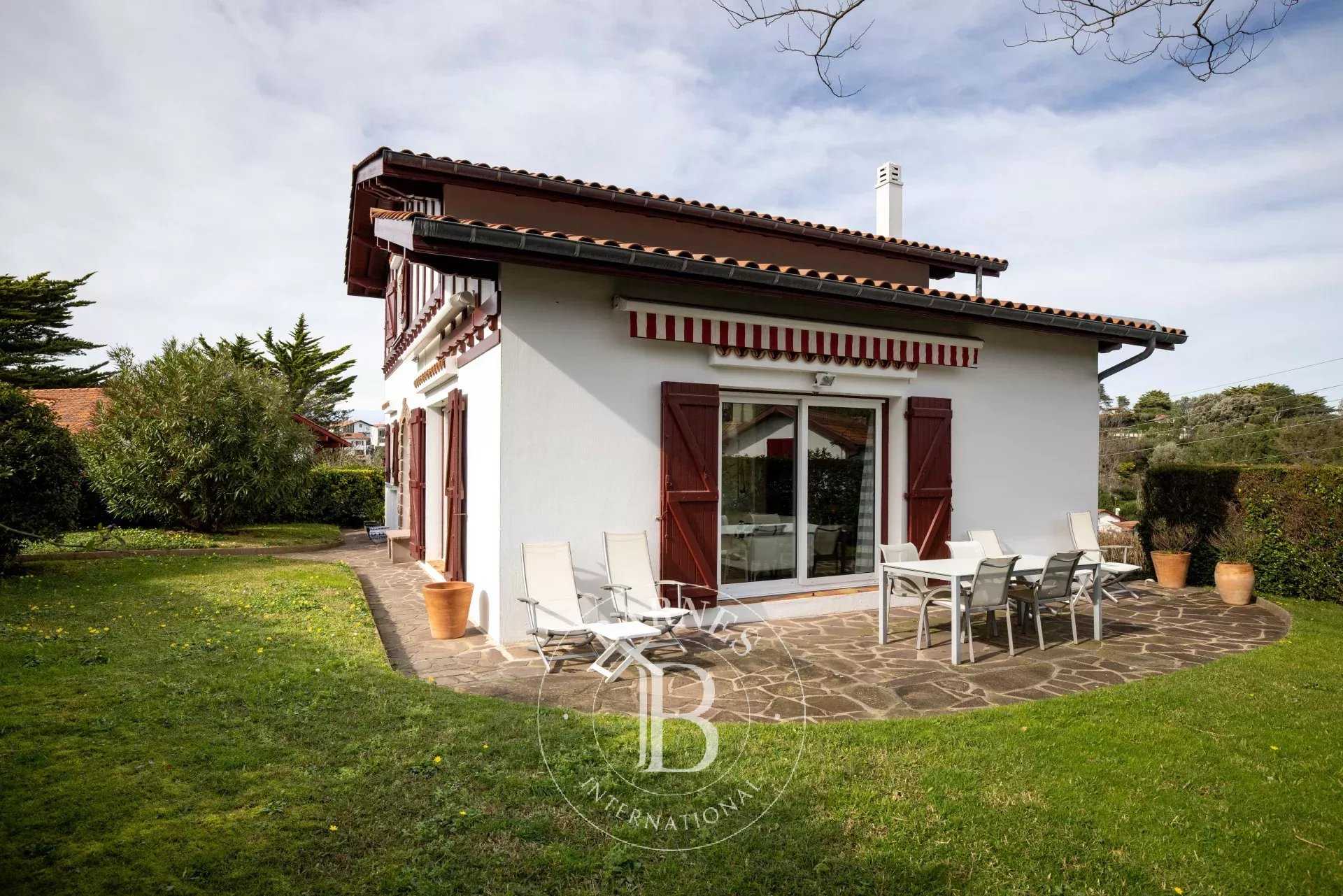 Maison Saint-Jean-de-Luz  -  ref 86750905 (picture 1)