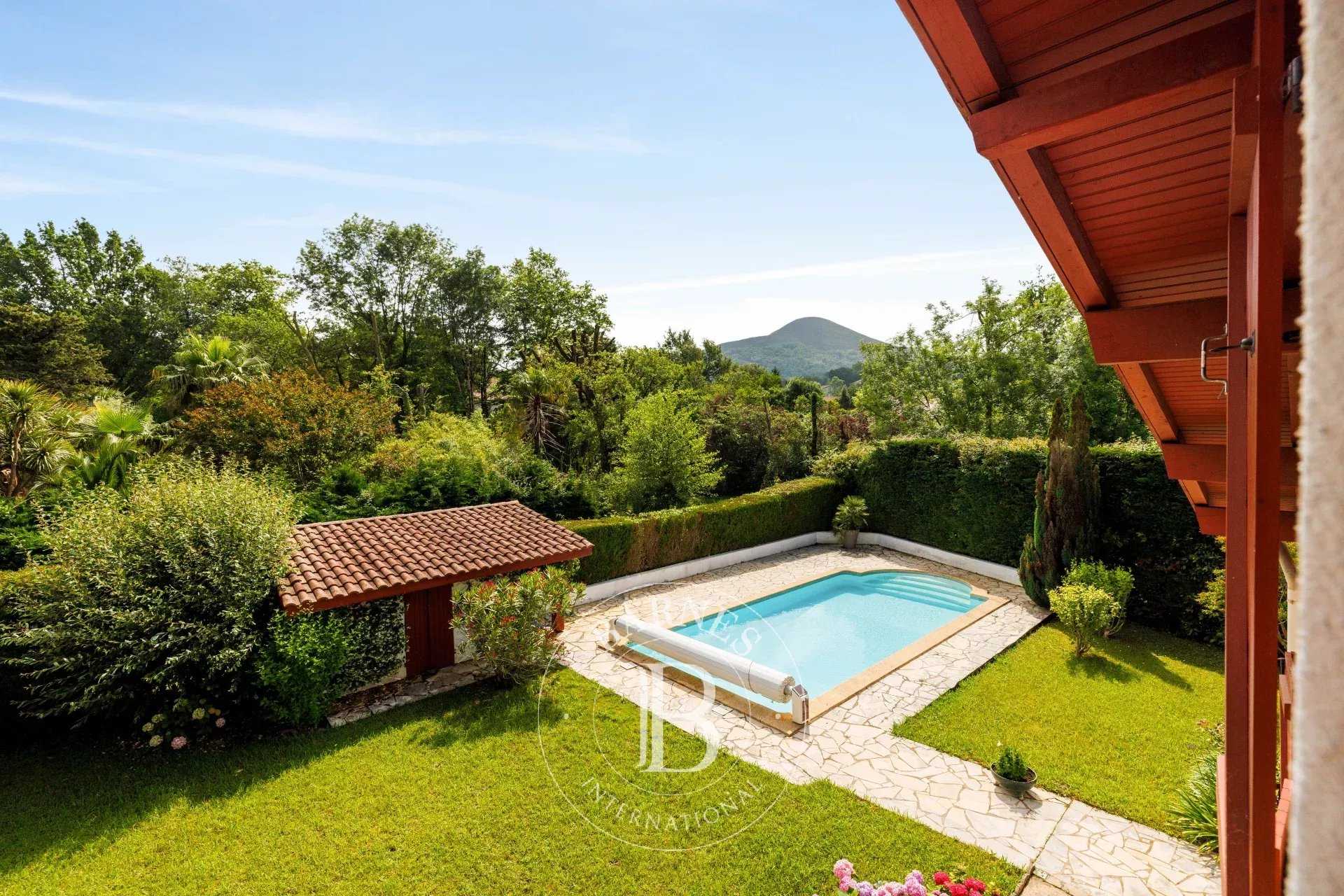 Maison Ascain  -  ref 85861111 (picture 2)