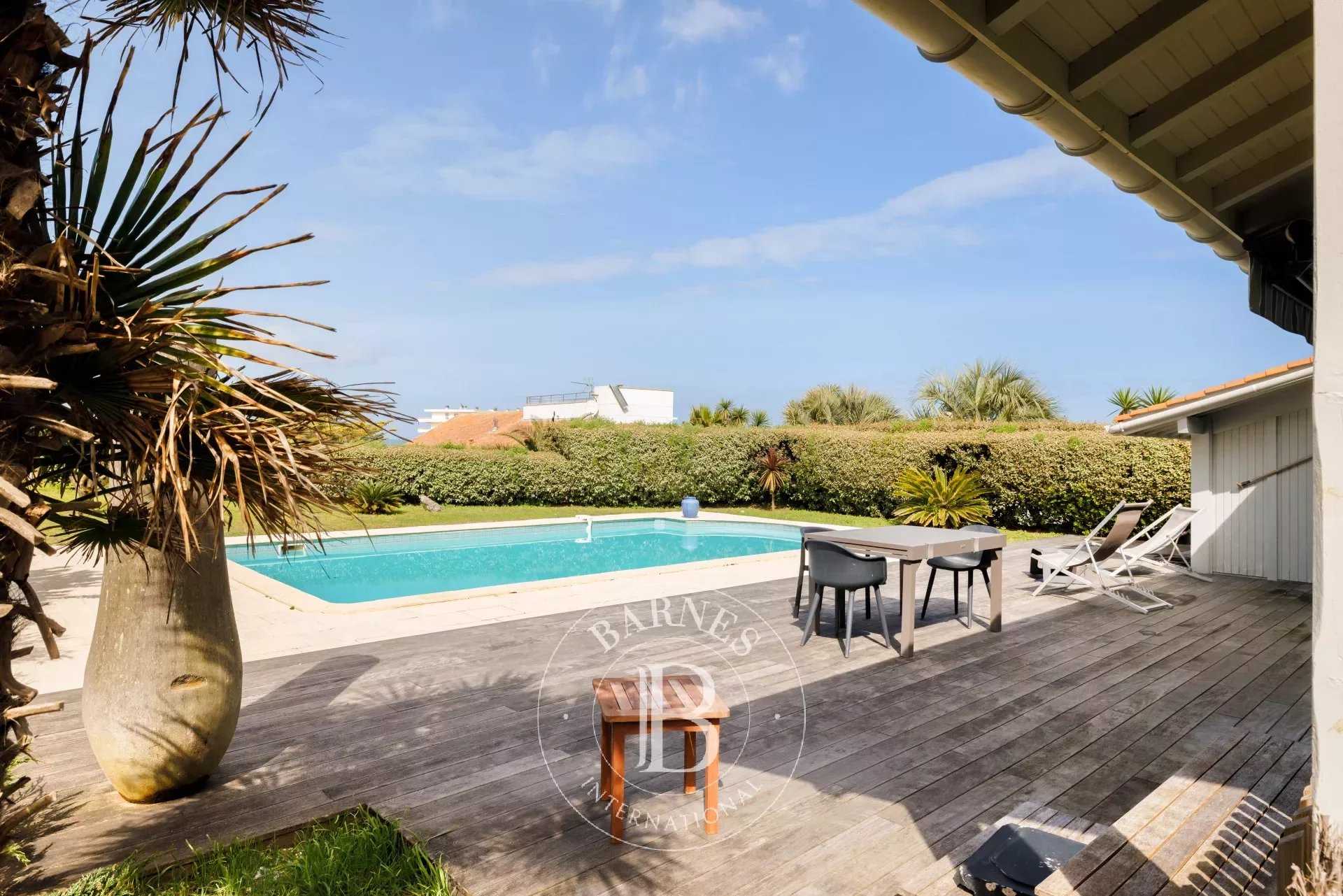 House Biarritz  -  ref 83498877 (picture 1)
