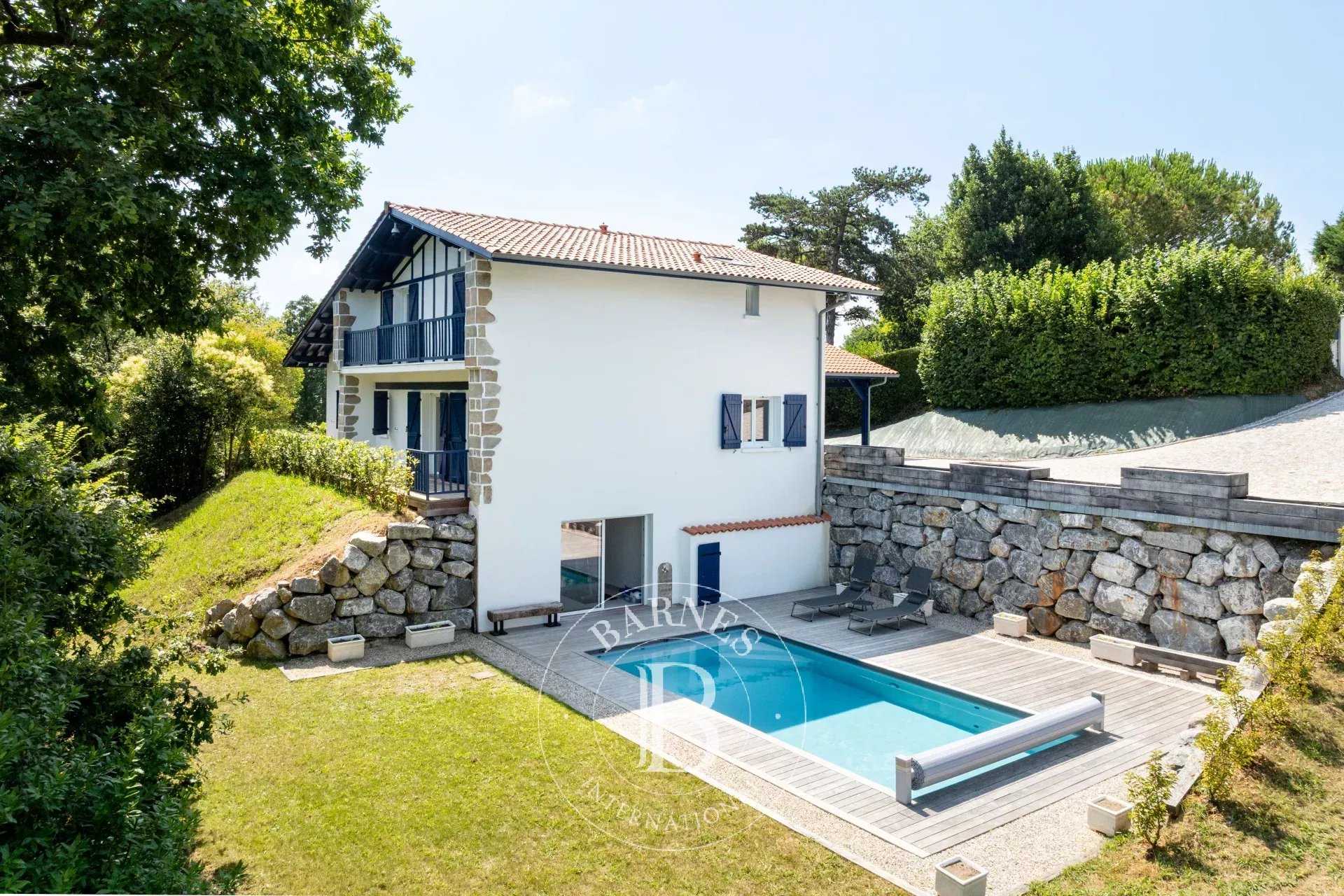 Maison Saint-Jean-de-Luz  -  ref 86106039 (picture 1)