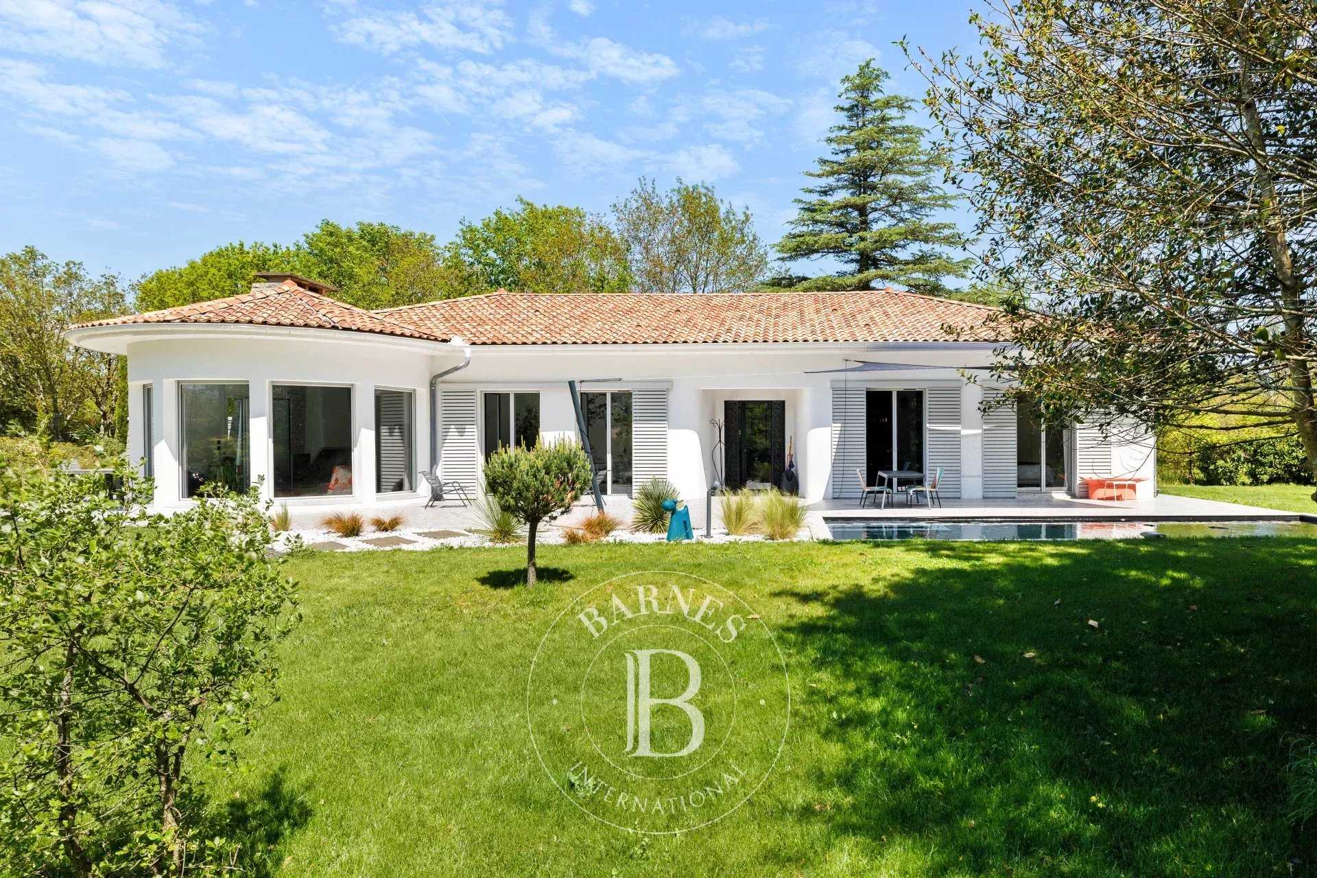 Maison Léon  -  ref 84824940 (picture 2)