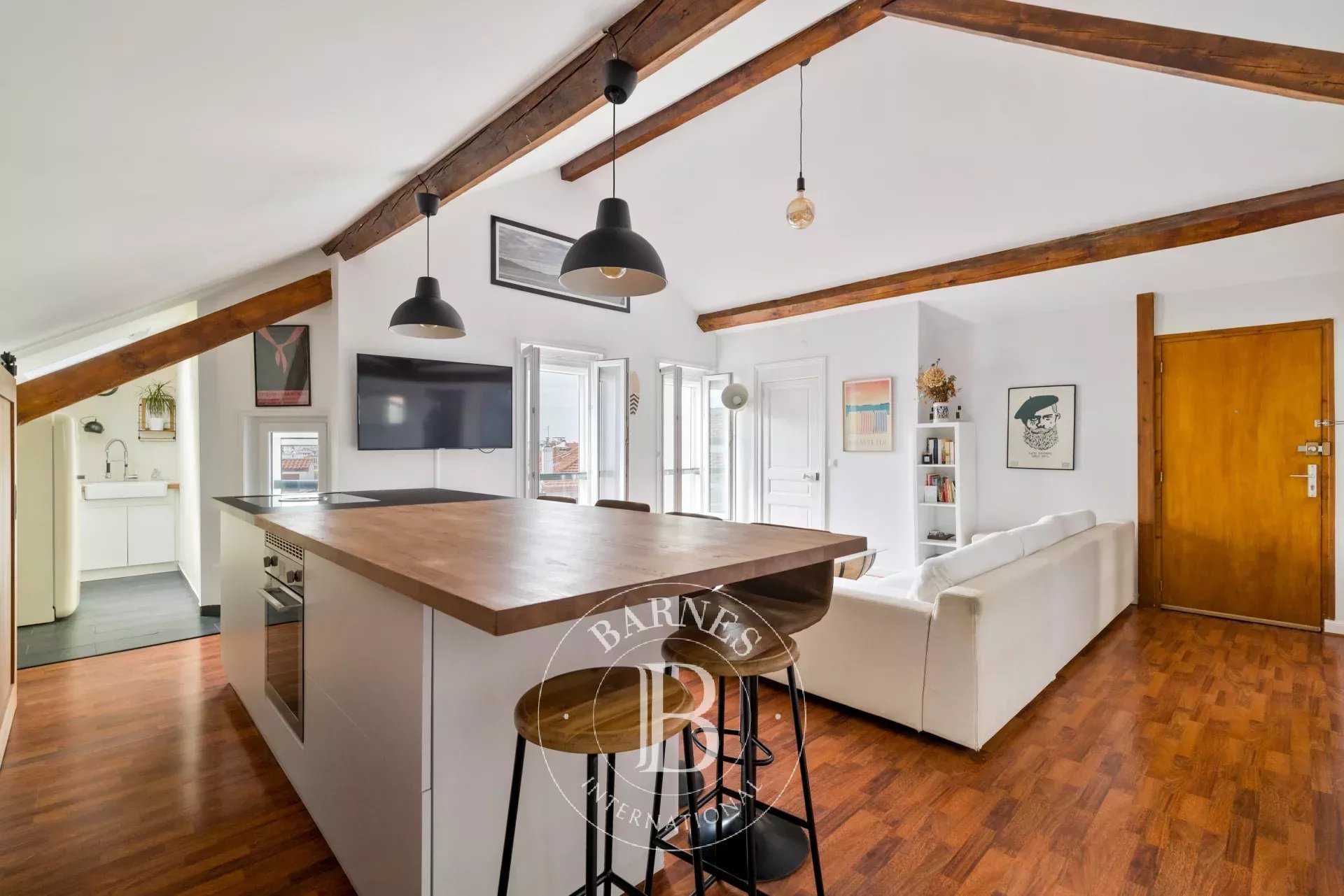 Apartment Saint-Jean-de-Luz  -  ref 83224126 (picture 2)