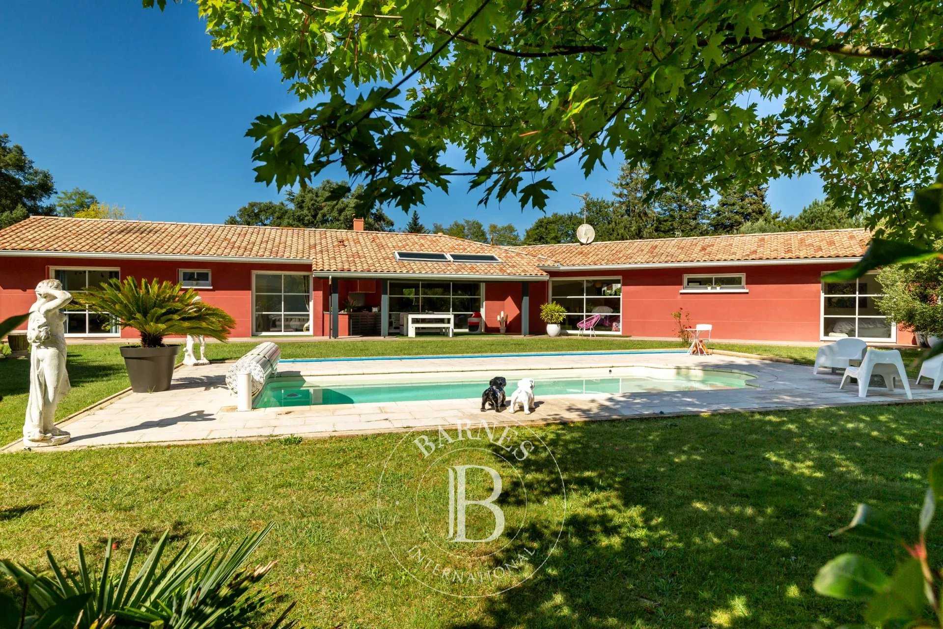 Maison Angresse  -  ref 4911443 (picture 1)