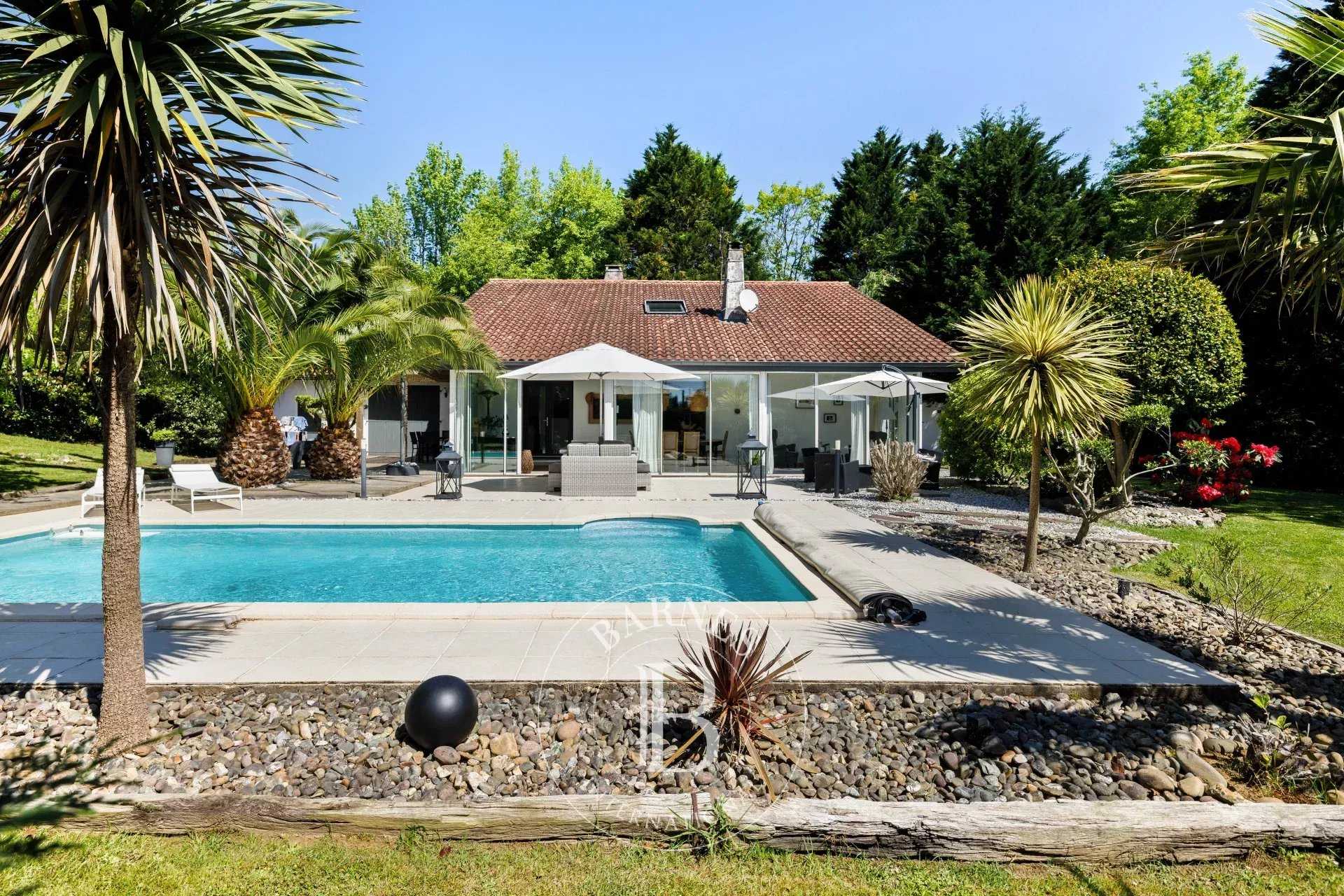 Maison Arcangues  -  ref 85828692 (picture 1)