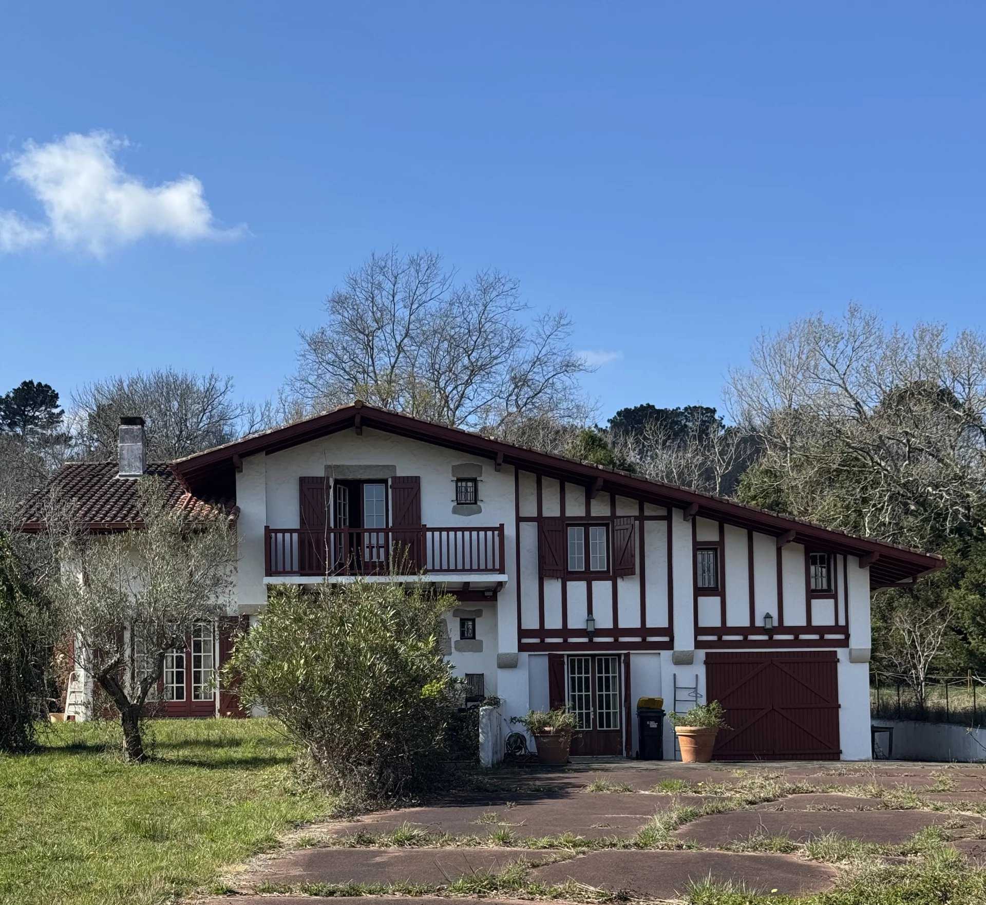 Maison Ascain  -  ref 2704097 (picture 1)