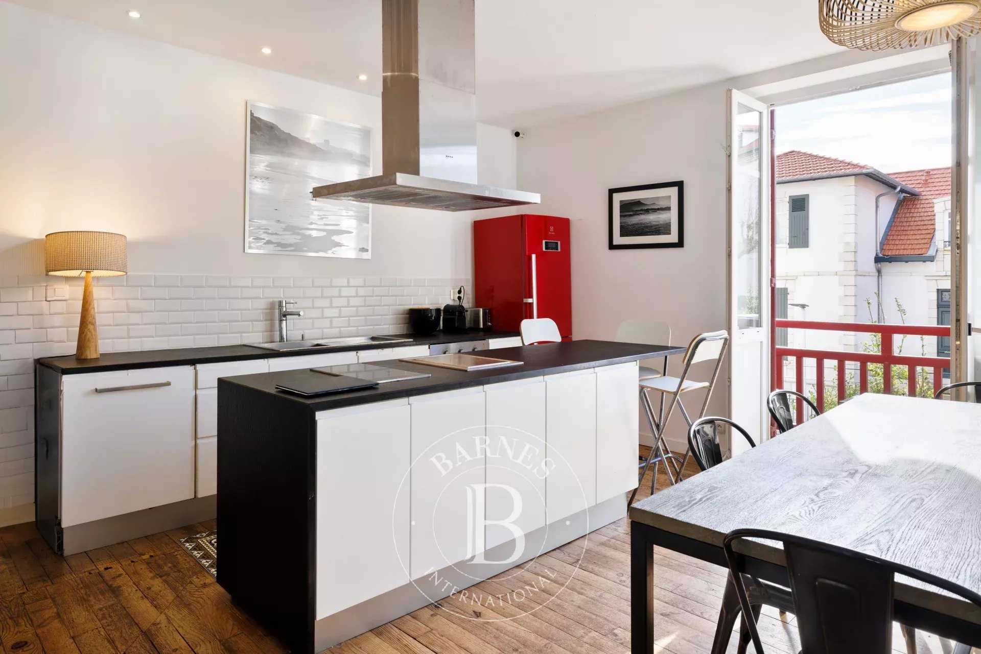Appartement Biarritz  -  ref 85642176 (picture 2)