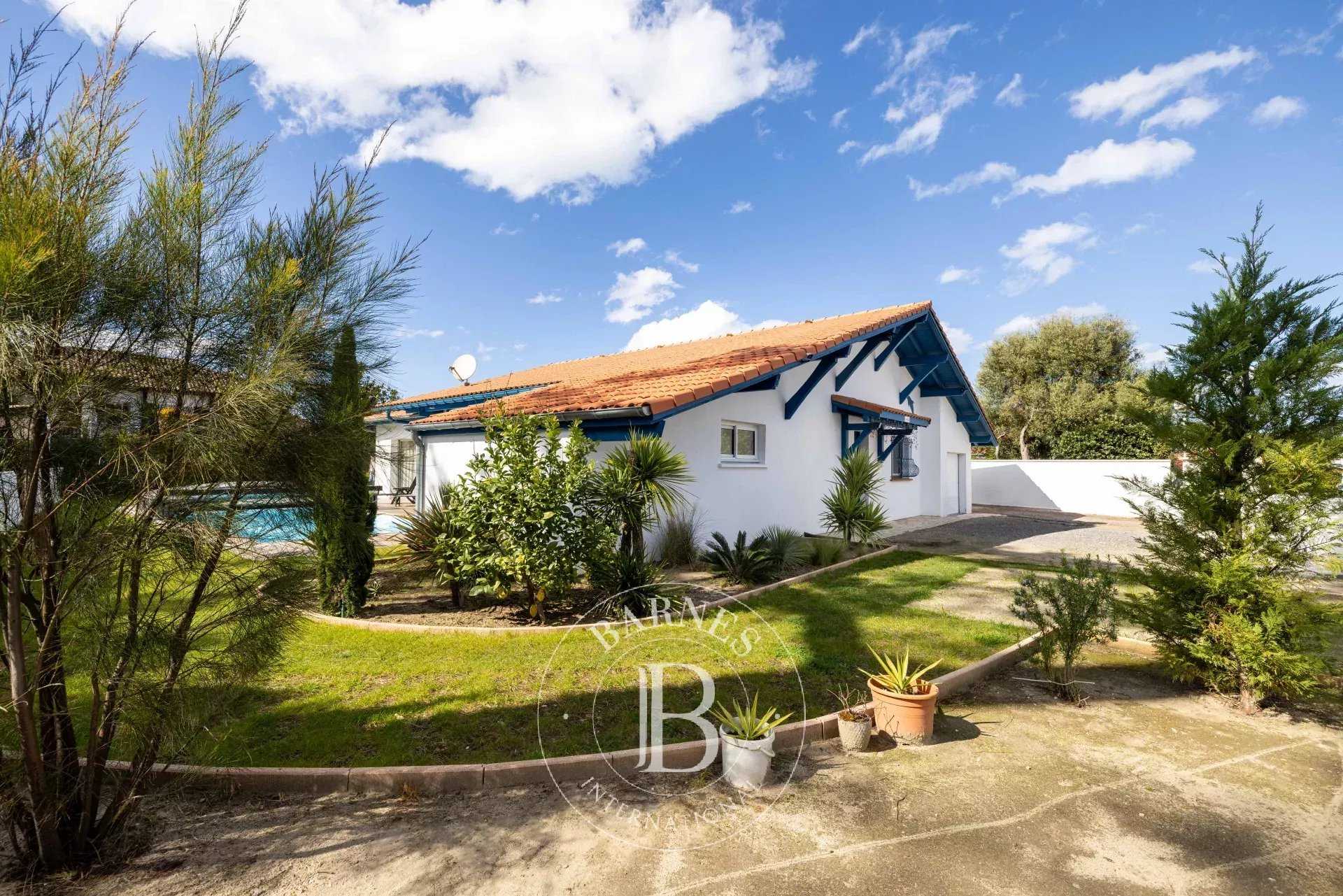 House Anglet  -  ref 83851748 (picture 1)