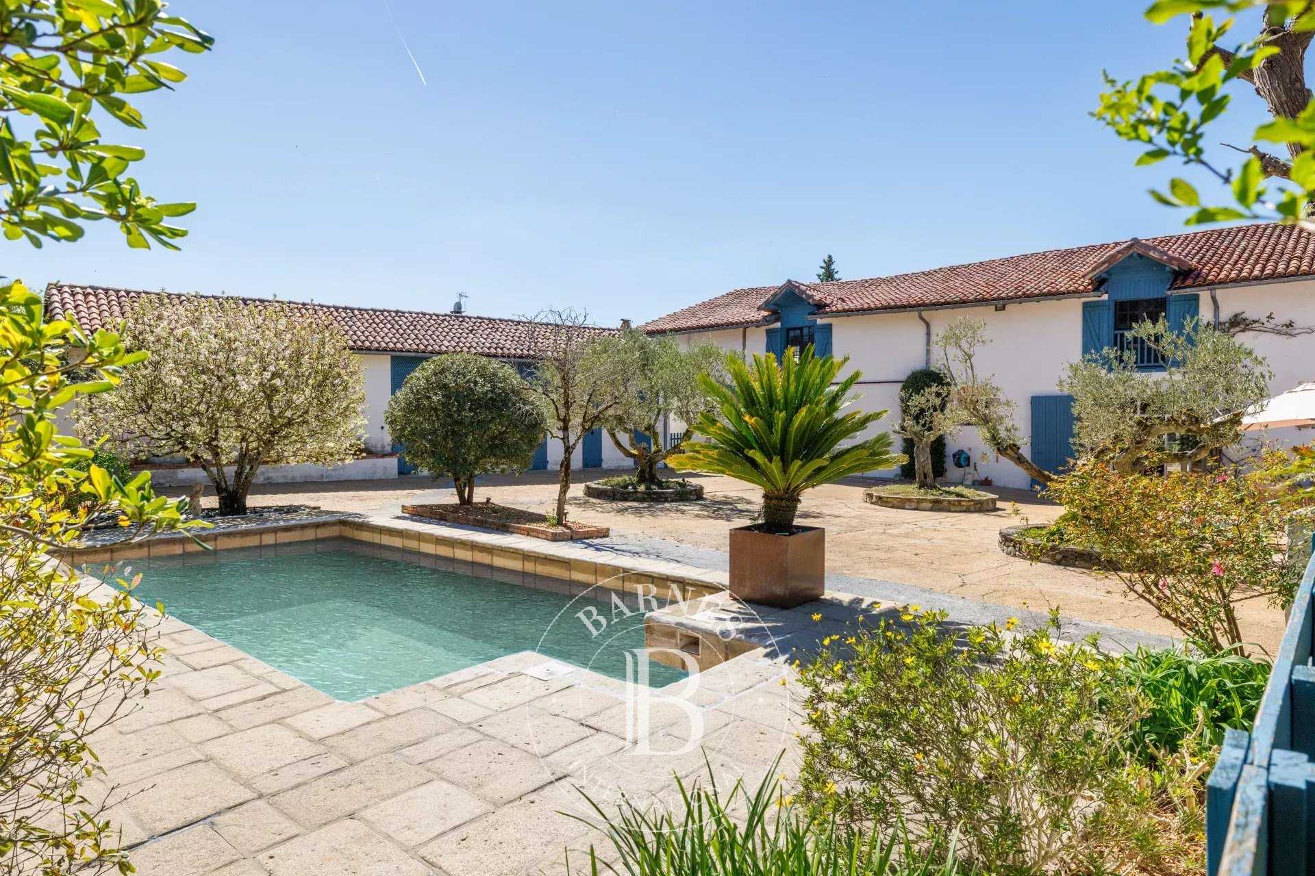 Maison Arcangues  -  ref 85635161 (picture 3)