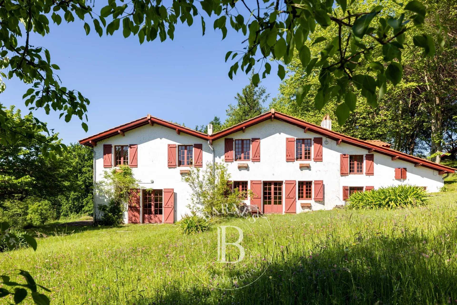 Maison Ascain  -  ref 84136266 (picture 1)