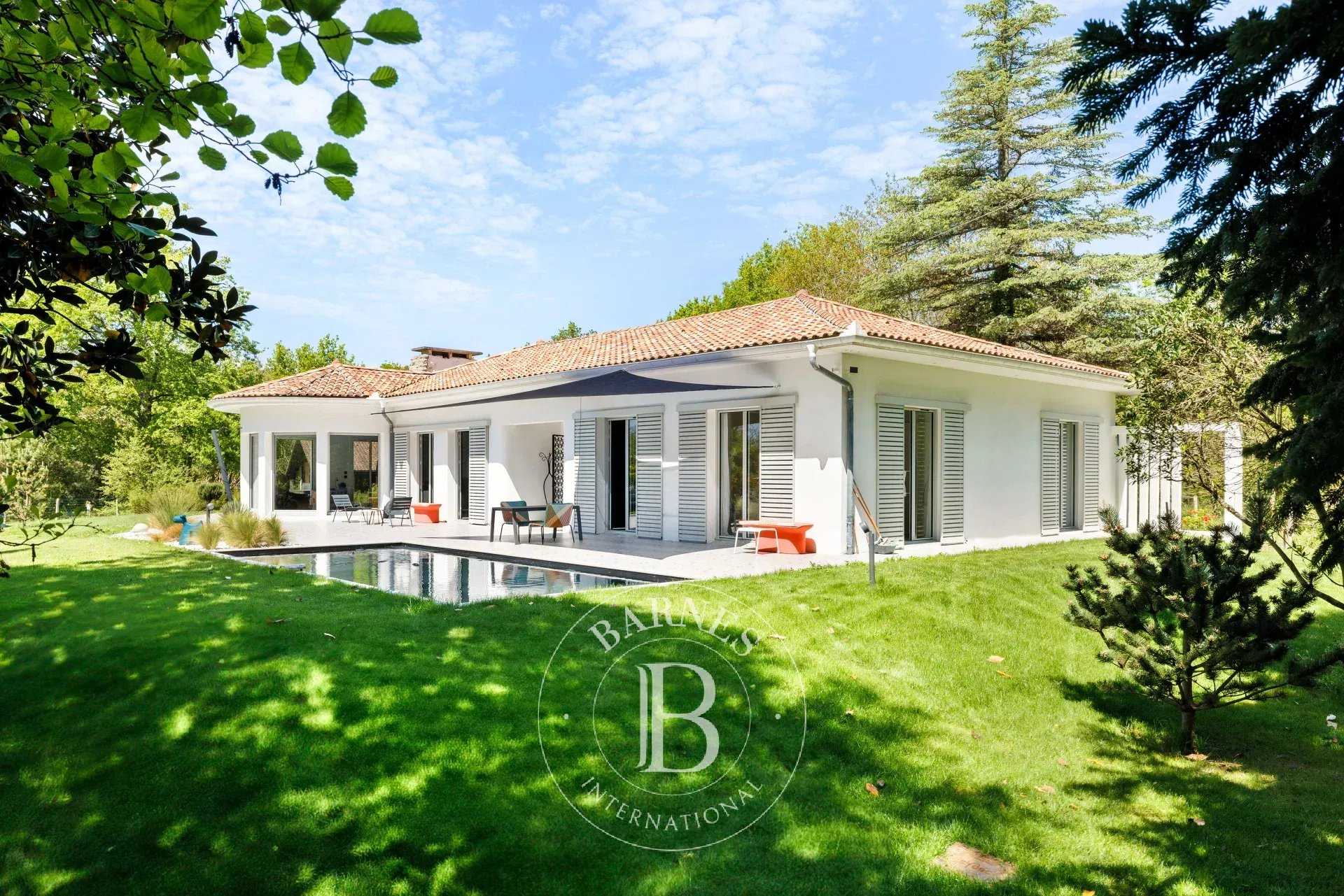 Maison Léon  -  ref 84824940 (picture 1)