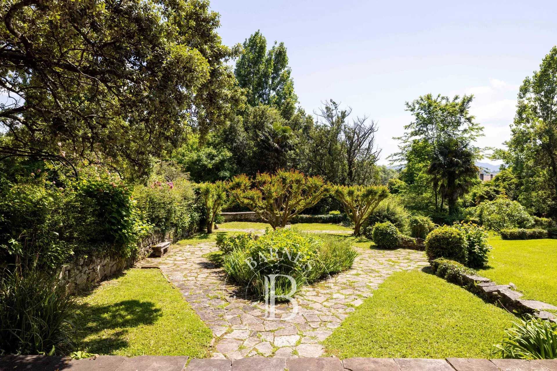 House Saint-Jean-de-Luz  -  ref 84178393 (picture 3)