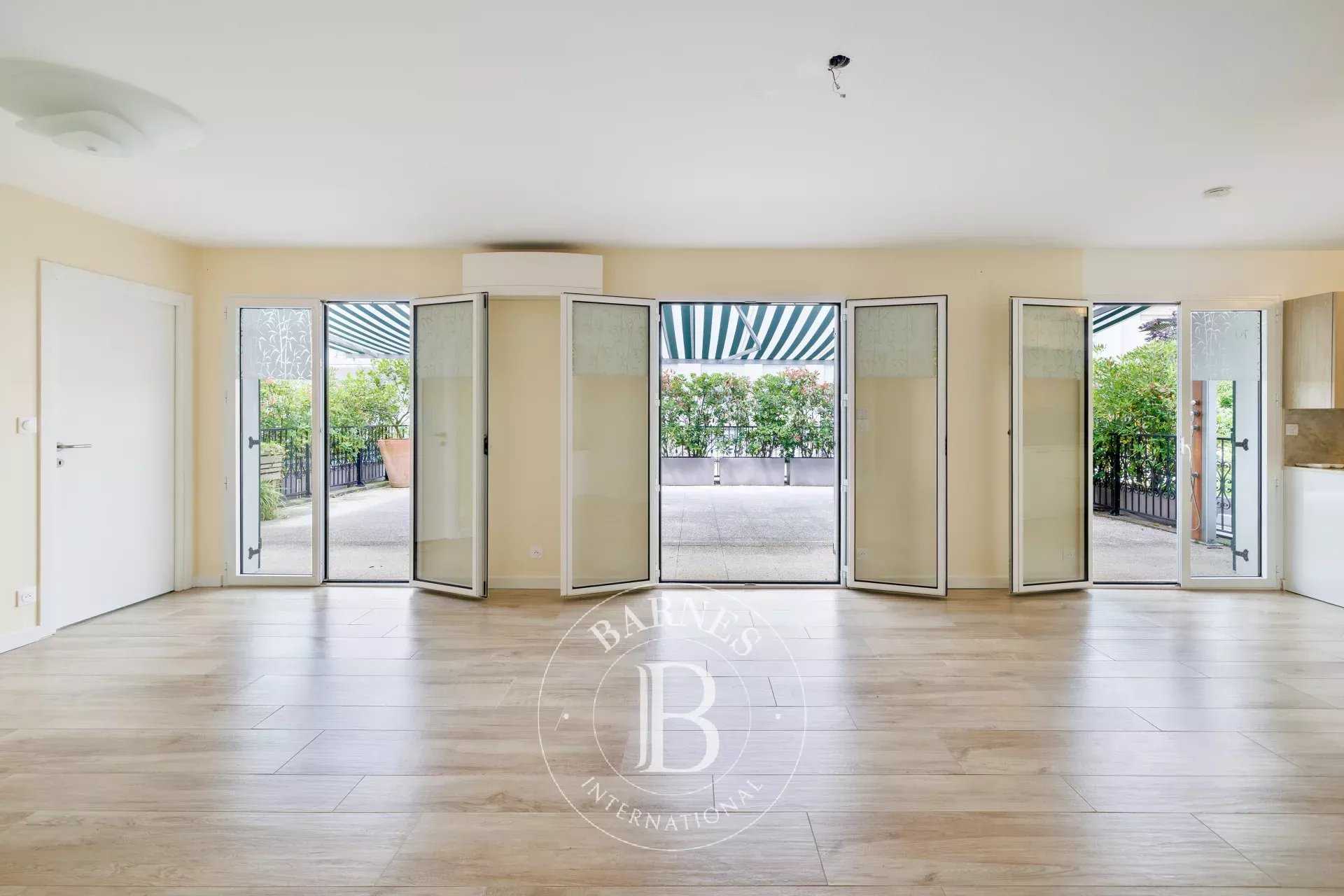 Appartement Saint-Jean-de-Luz  -  ref 85964440 (picture 1)