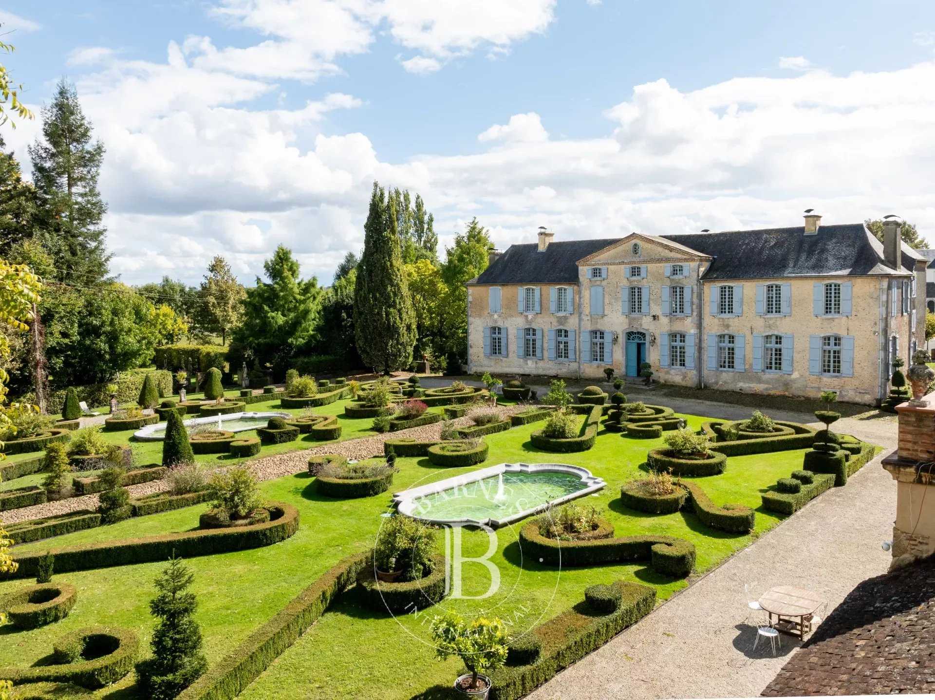 Château Pau  -  ref 85293277 (picture 2)
