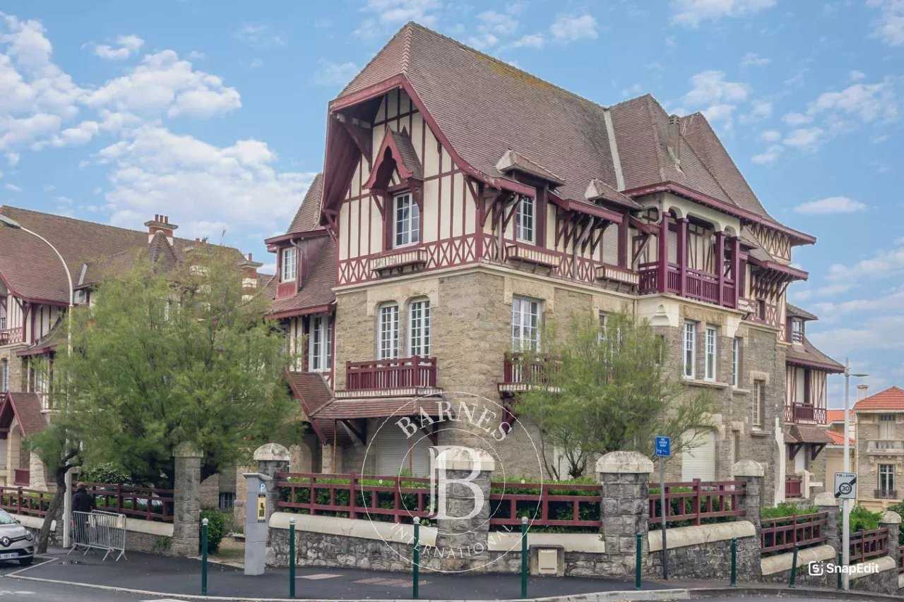 Appartement Biarritz  -  ref 83927505 (picture 1)