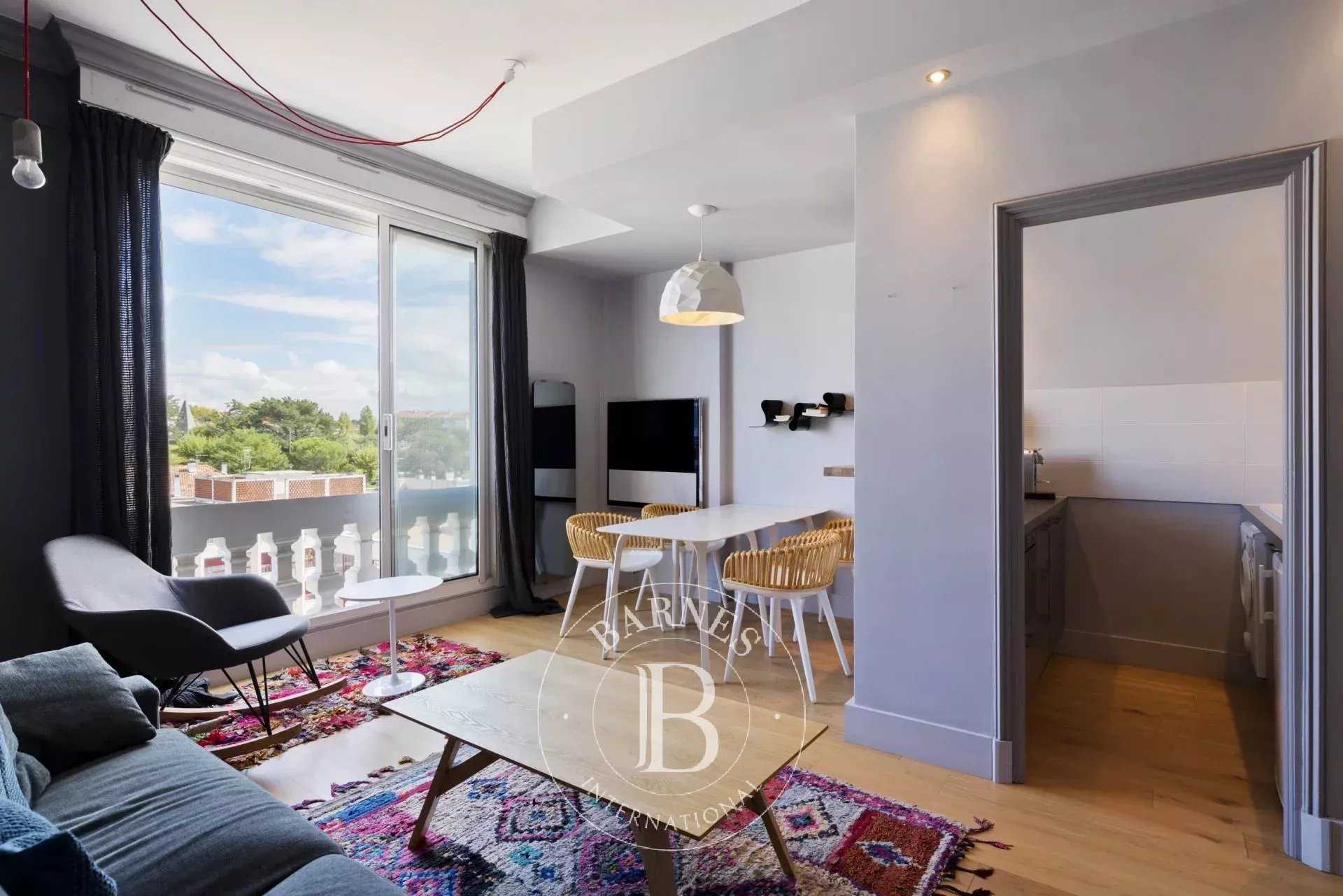 Appartement Saint-Jean-de-Luz  -  ref 85866905 (picture 2)