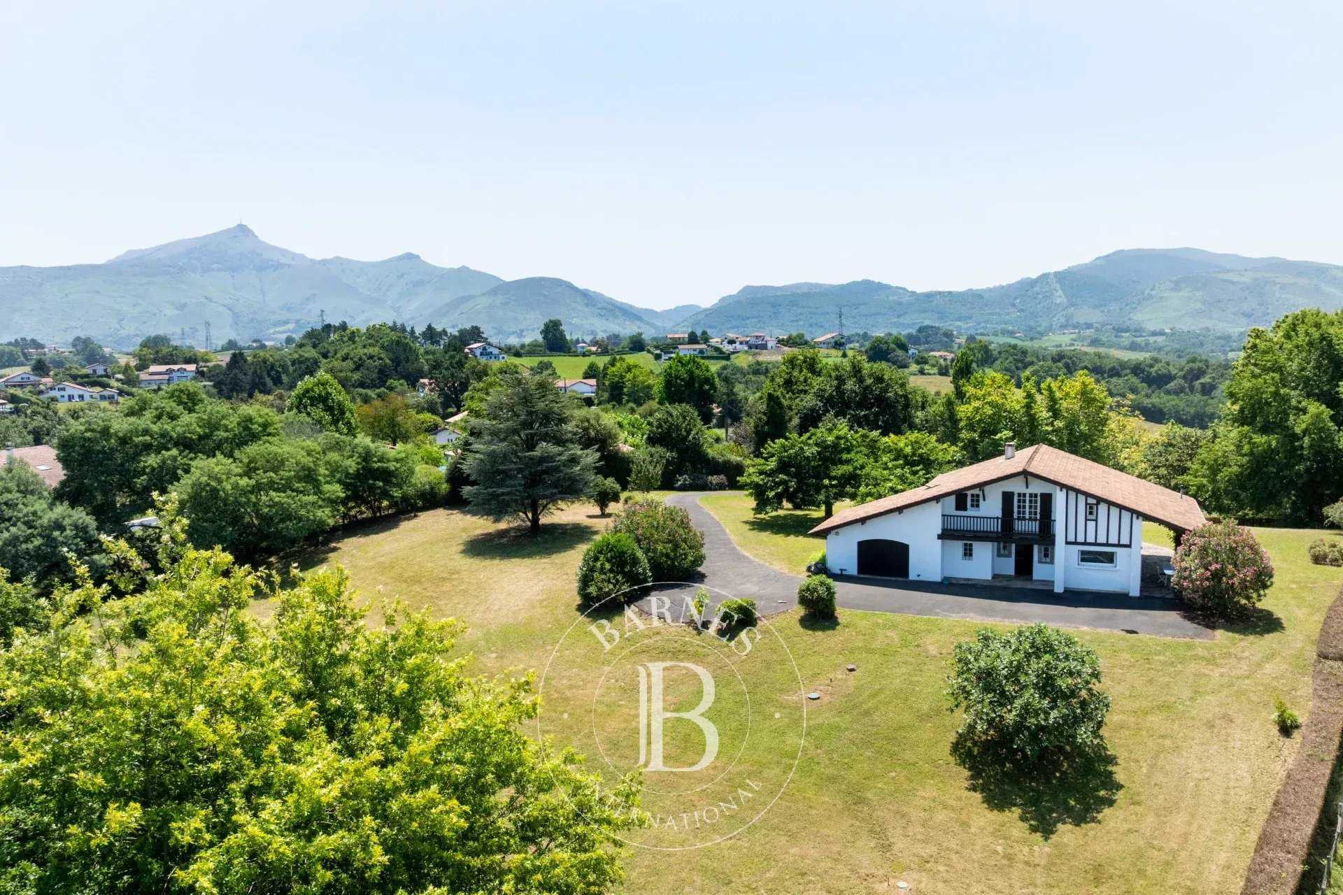 House Urrugne  -  ref 85592906 (picture 2)