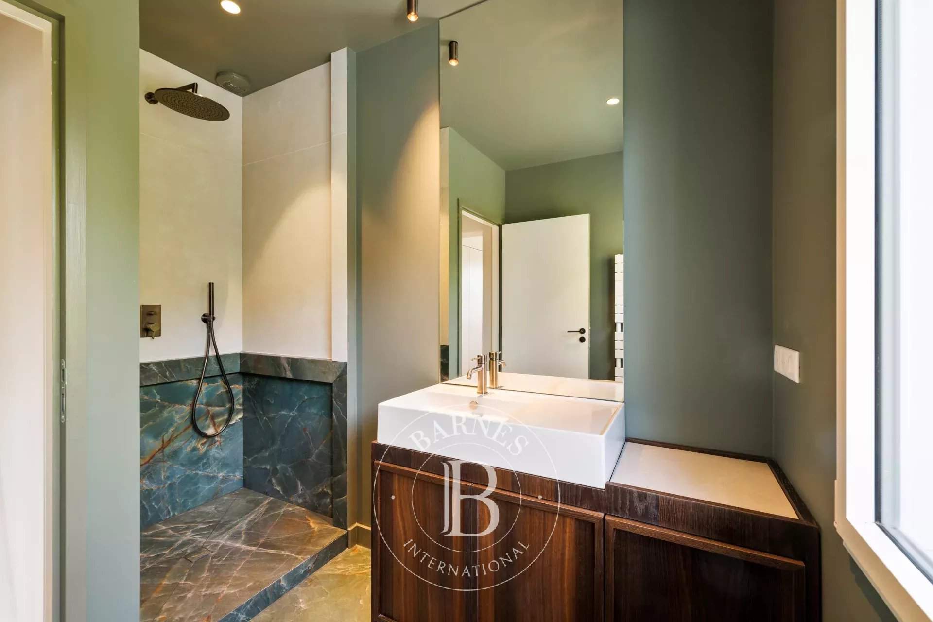 Anglet  - Maison 7 Pi&egrave;ces 4 Chambres - picture 14