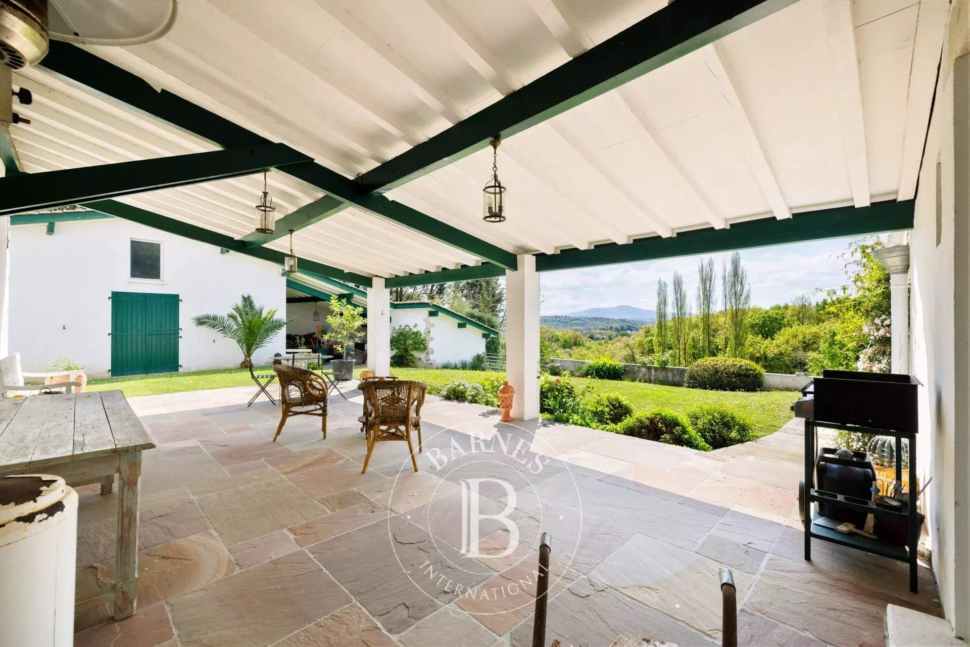 Mouguerre  - Maison 8 Pi&egrave;ces 5 Chambres - picture 5