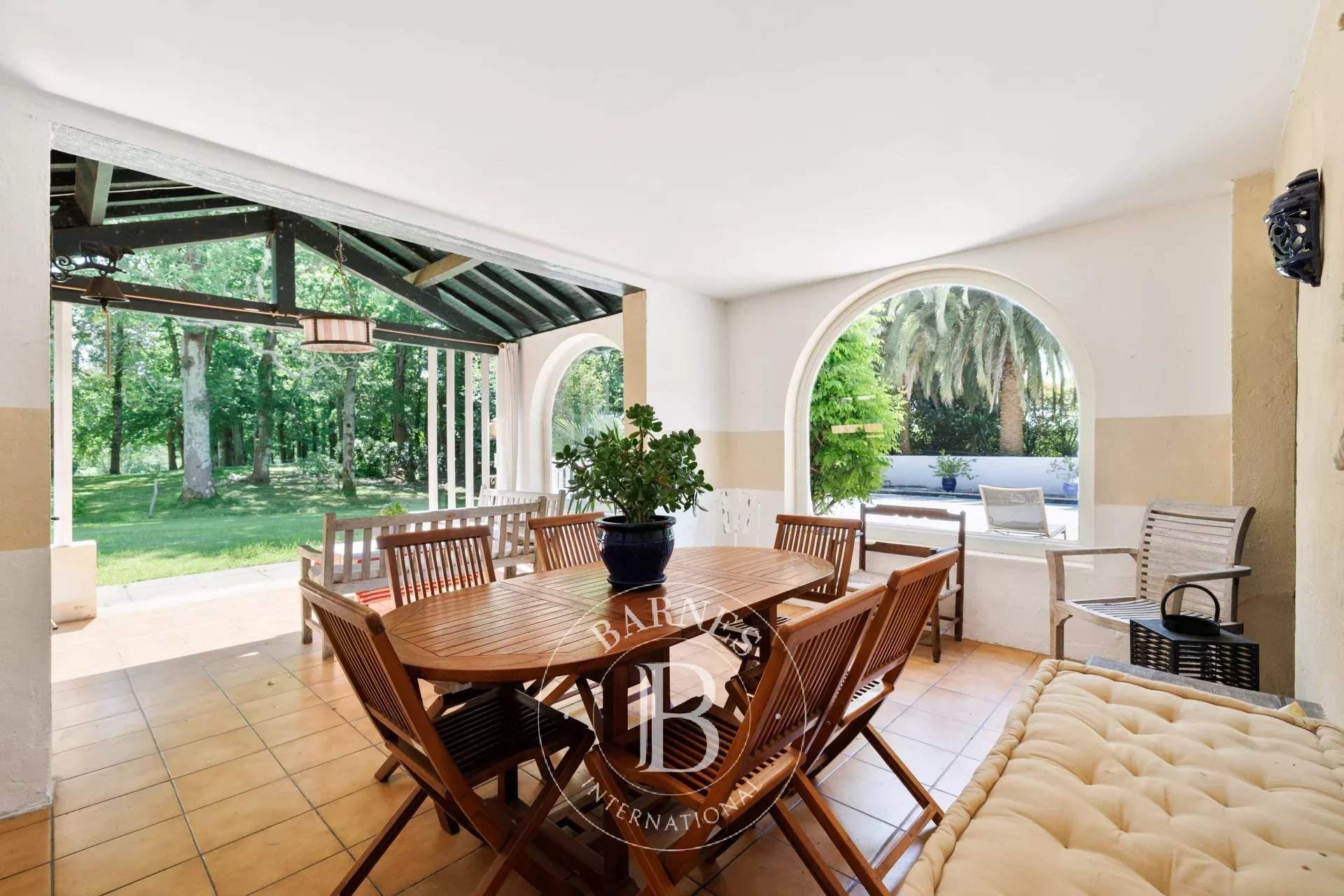 Bayonne  - Maison 11 Pi&egrave;ces 5 Chambres - picture 4