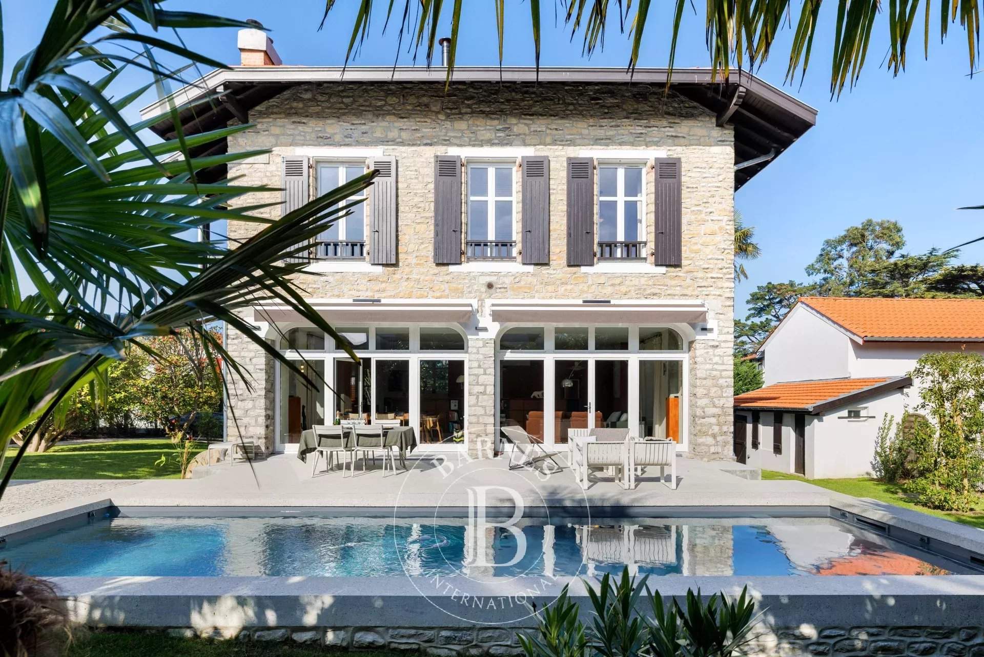 CAMÉLIA - Villa with heated swimming pool and a seventies-inspired style, perfect for 8 guests - Biarritz picture 1
