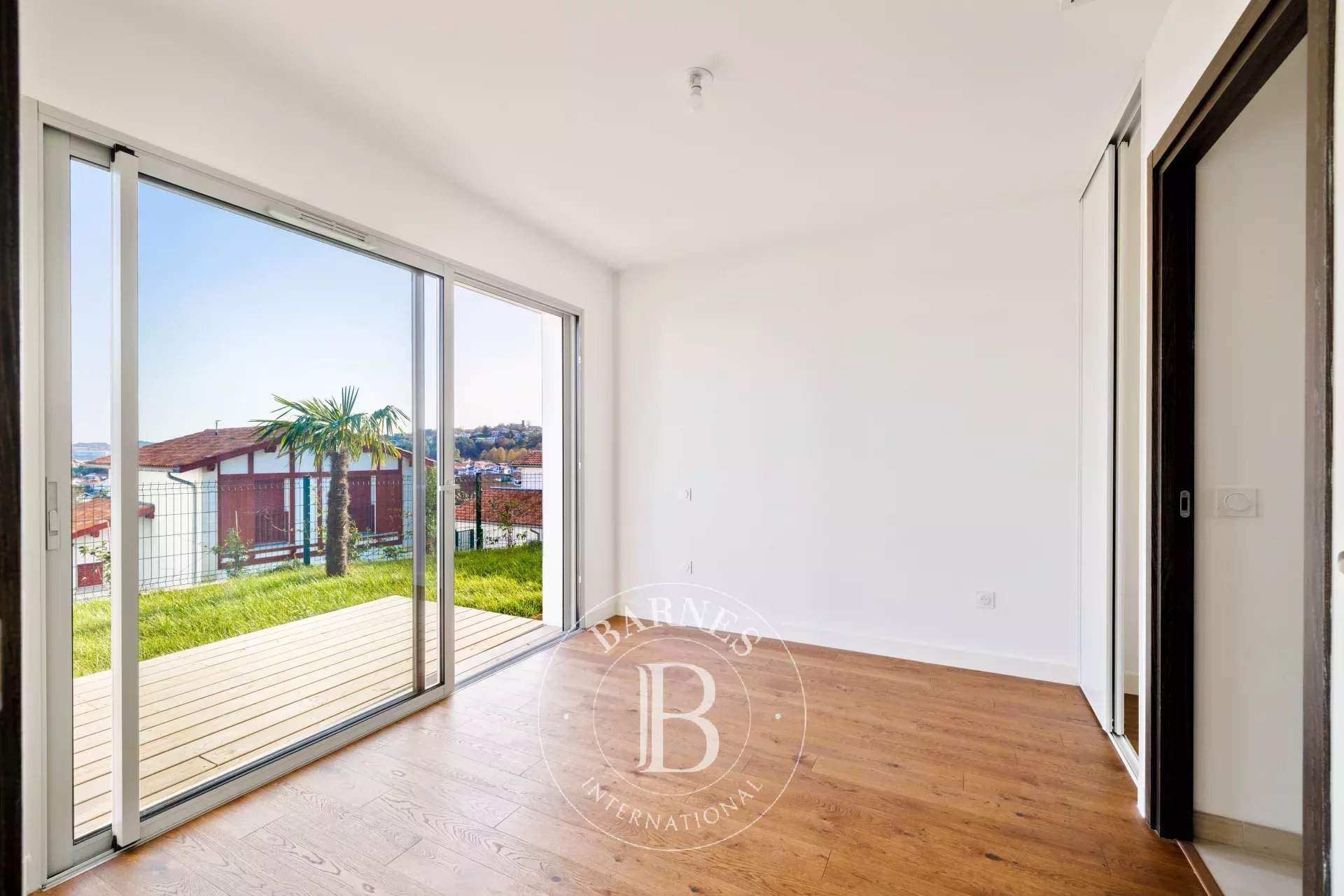 Urrugne  - Village house 3 Bedrooms - picture 9