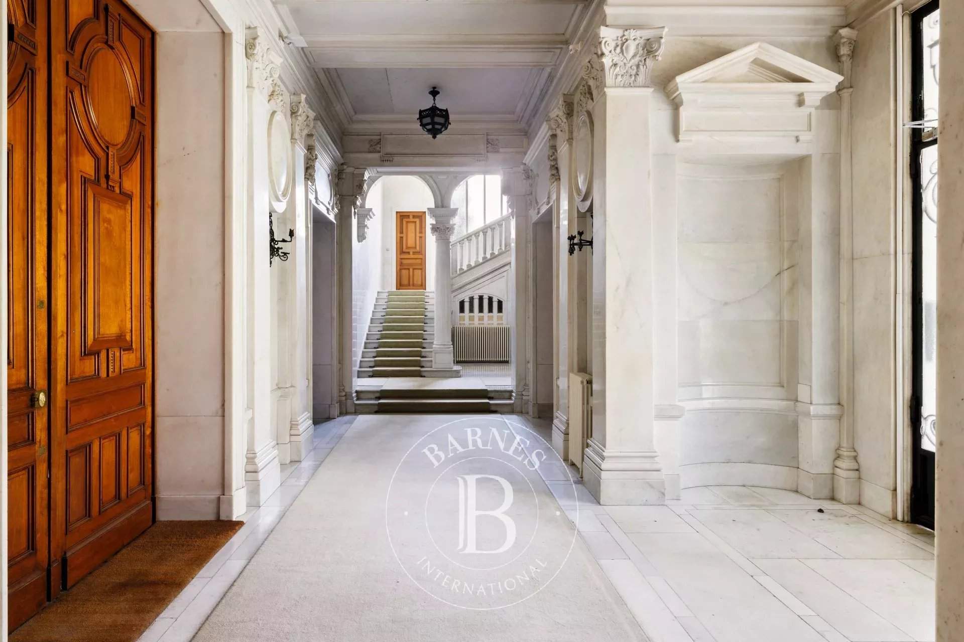 Pau  - Appartement 9 Pièces 3 Chambres - picture 4