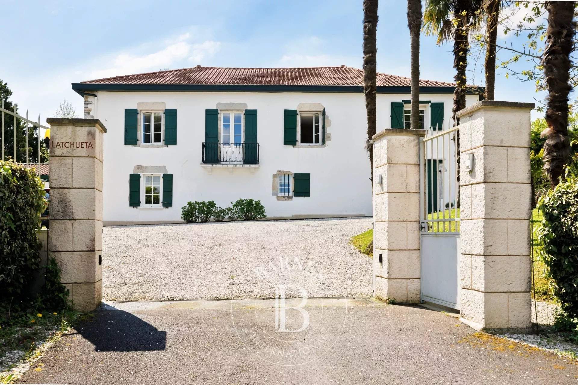 Mouguerre  - Maison 8 Pi&egrave;ces 5 Chambres - picture 4